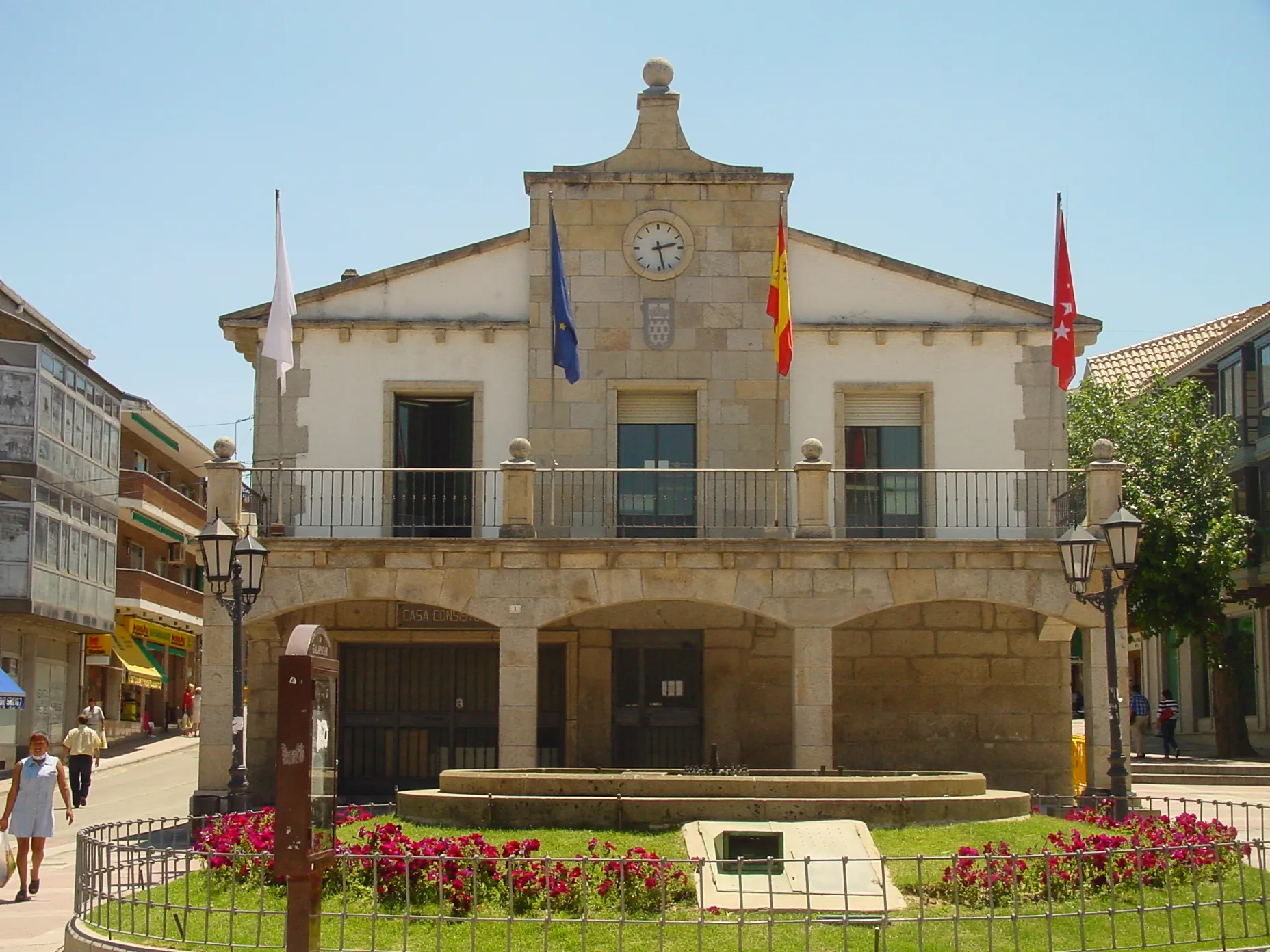 Photo showing: Ayuntamiento de Galapagar.