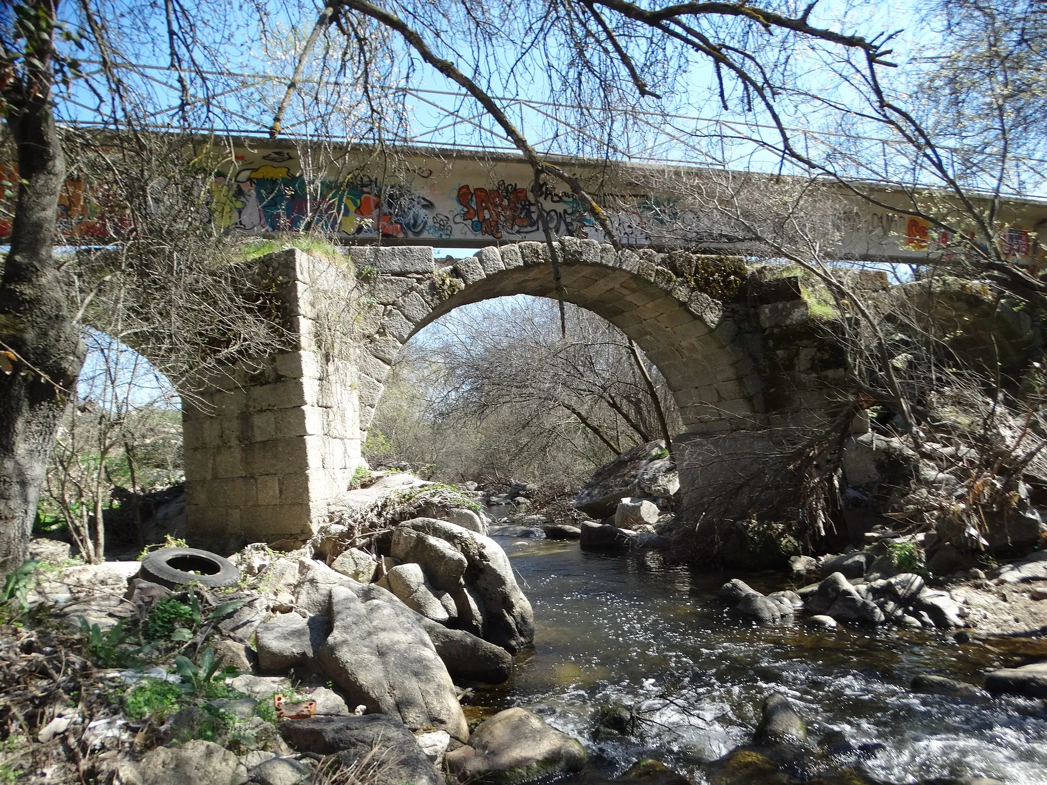 Photo showing: Puente de La Navata