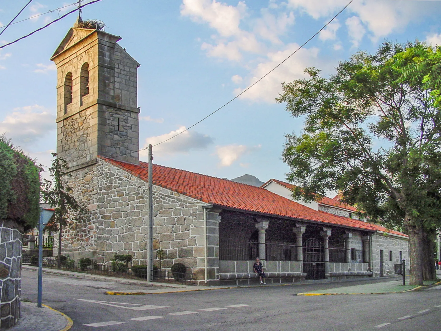 Photo showing: Iglesia en Becerril de la Sierra.