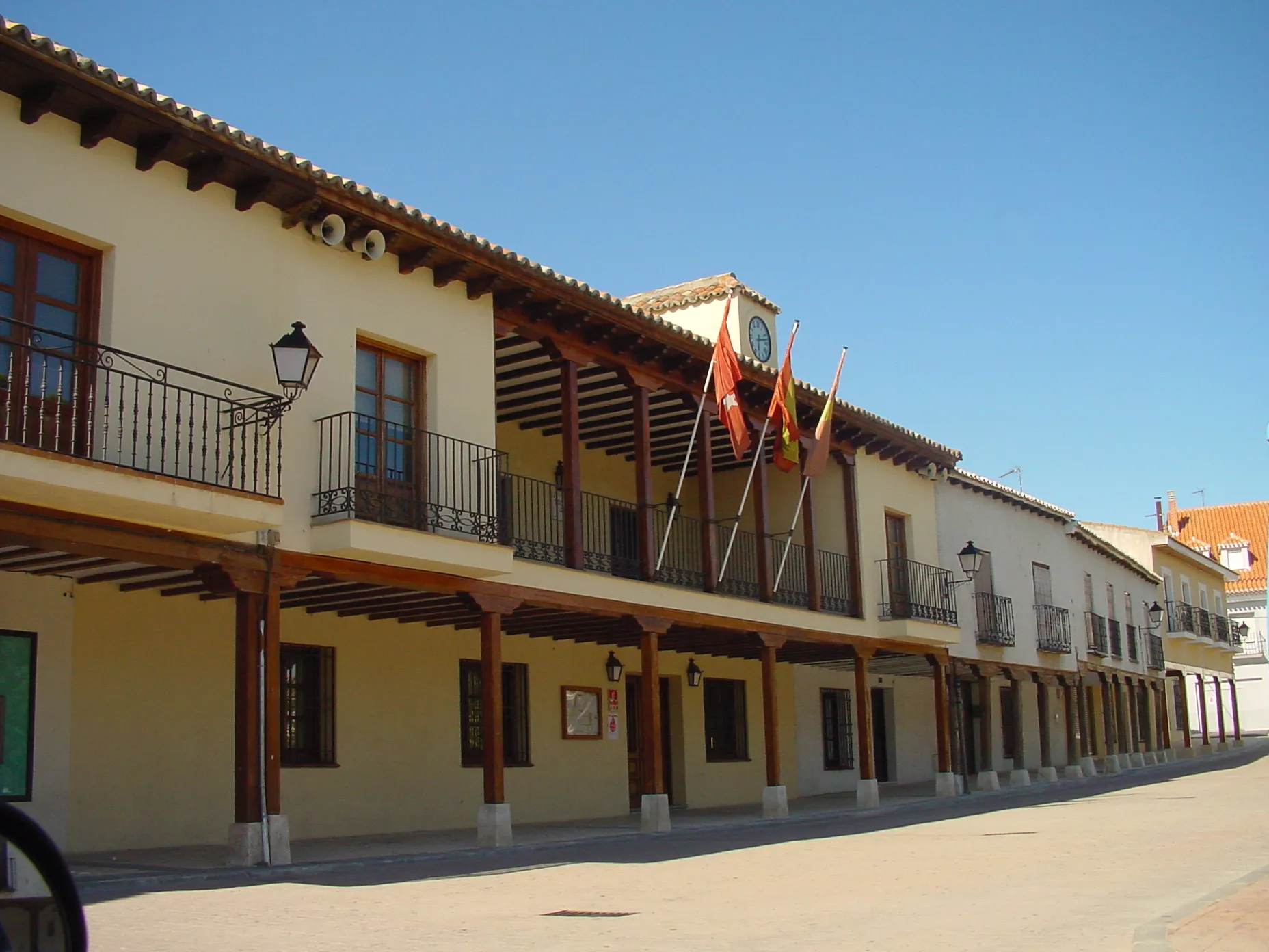 Photo showing: Ayuntamiento de Torrejón de Velasco.