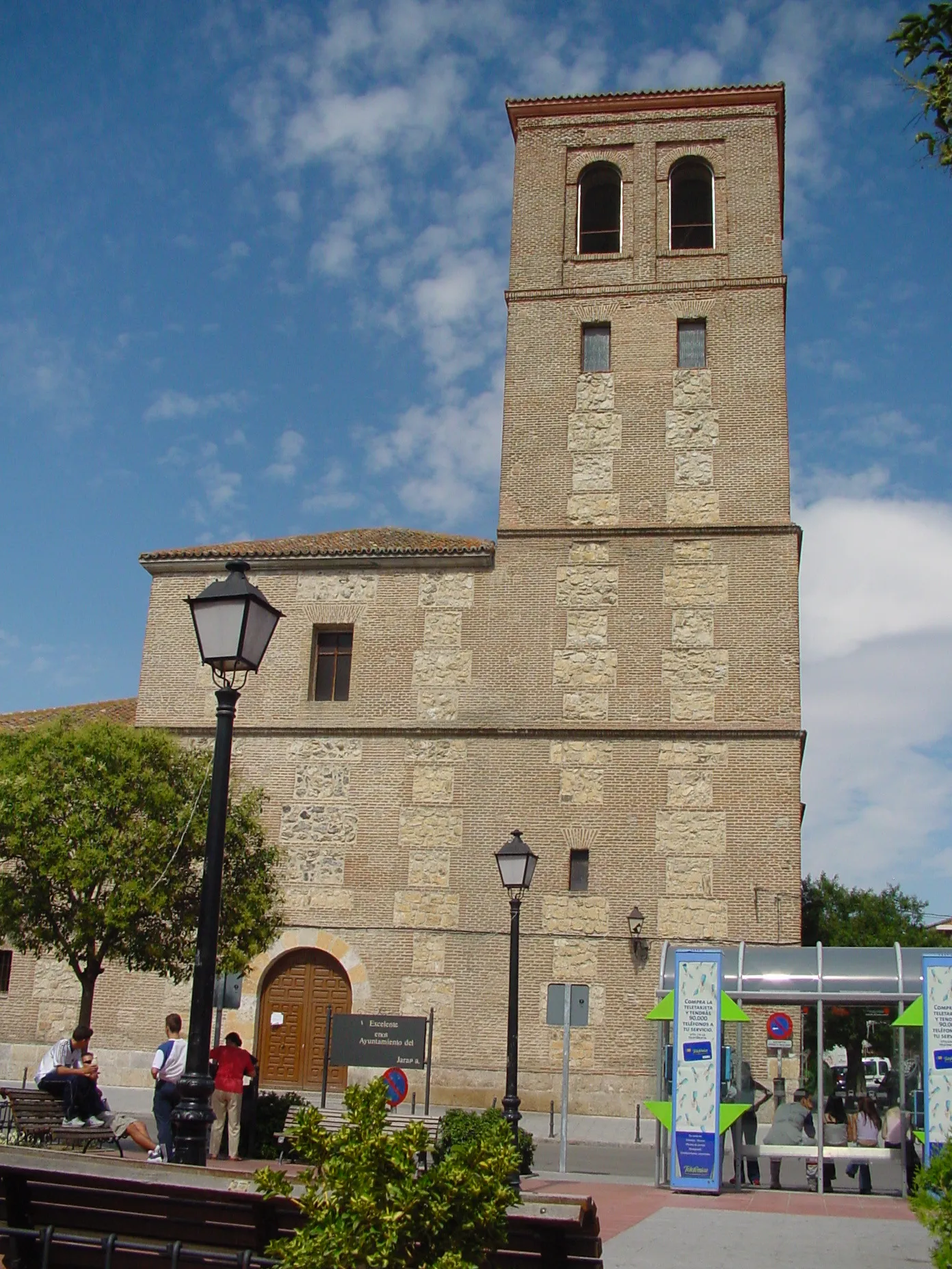Photo showing: Torre de iglesia de San Vicente Mártir en Paracuellos de Jarama.