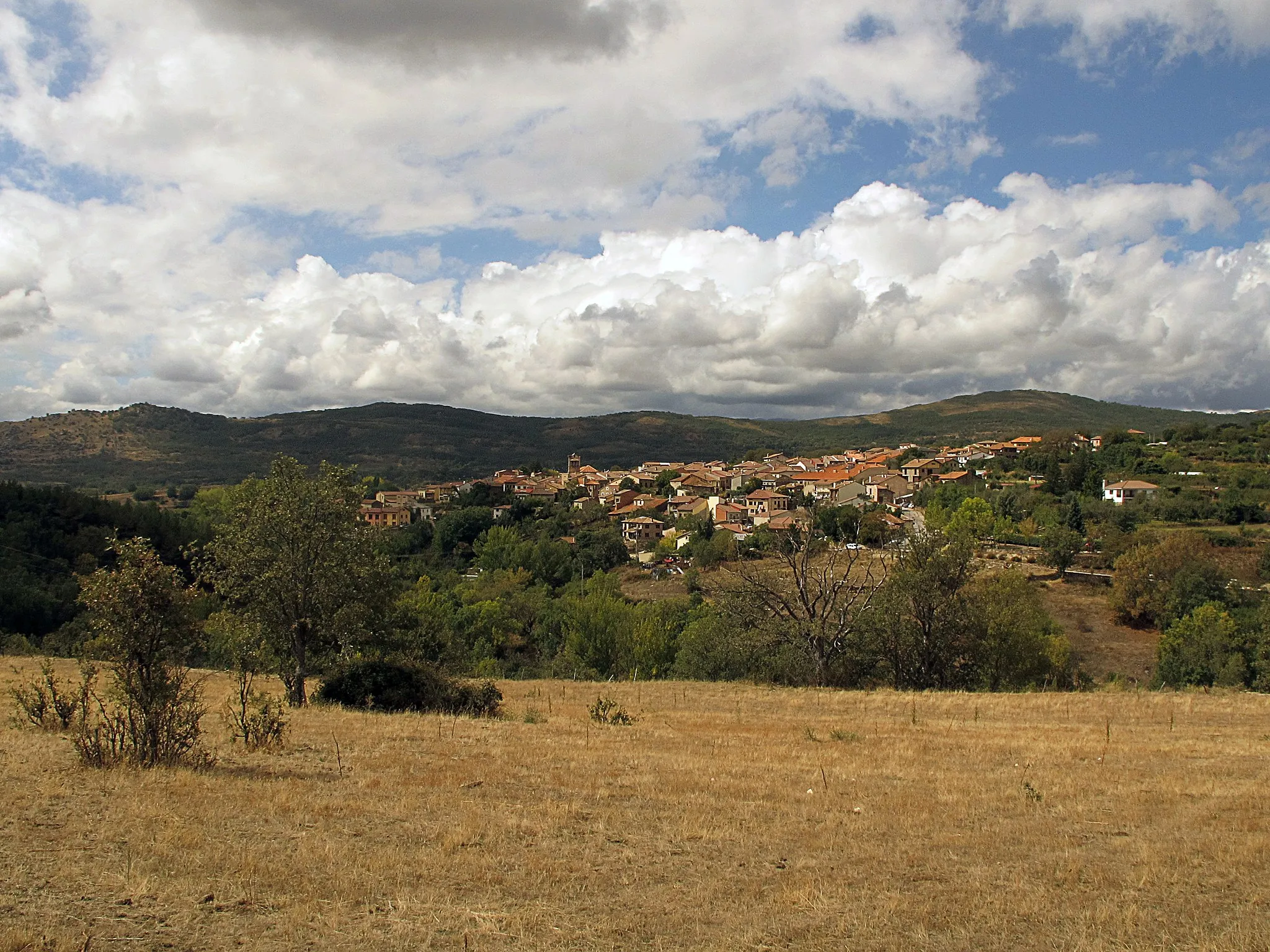 Photo showing: feliz  martes de Nubes!!!!☁ ☁ ☁