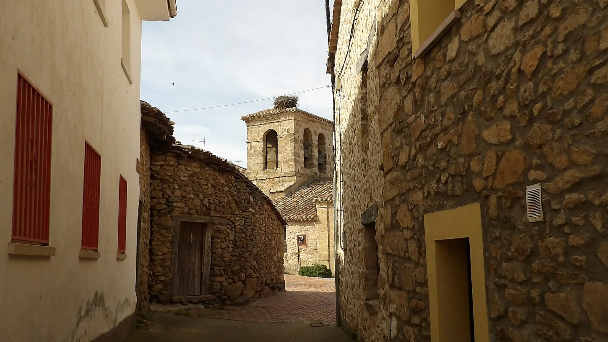 Photo showing: La iglesia de San Simón apostol en Piñuécar