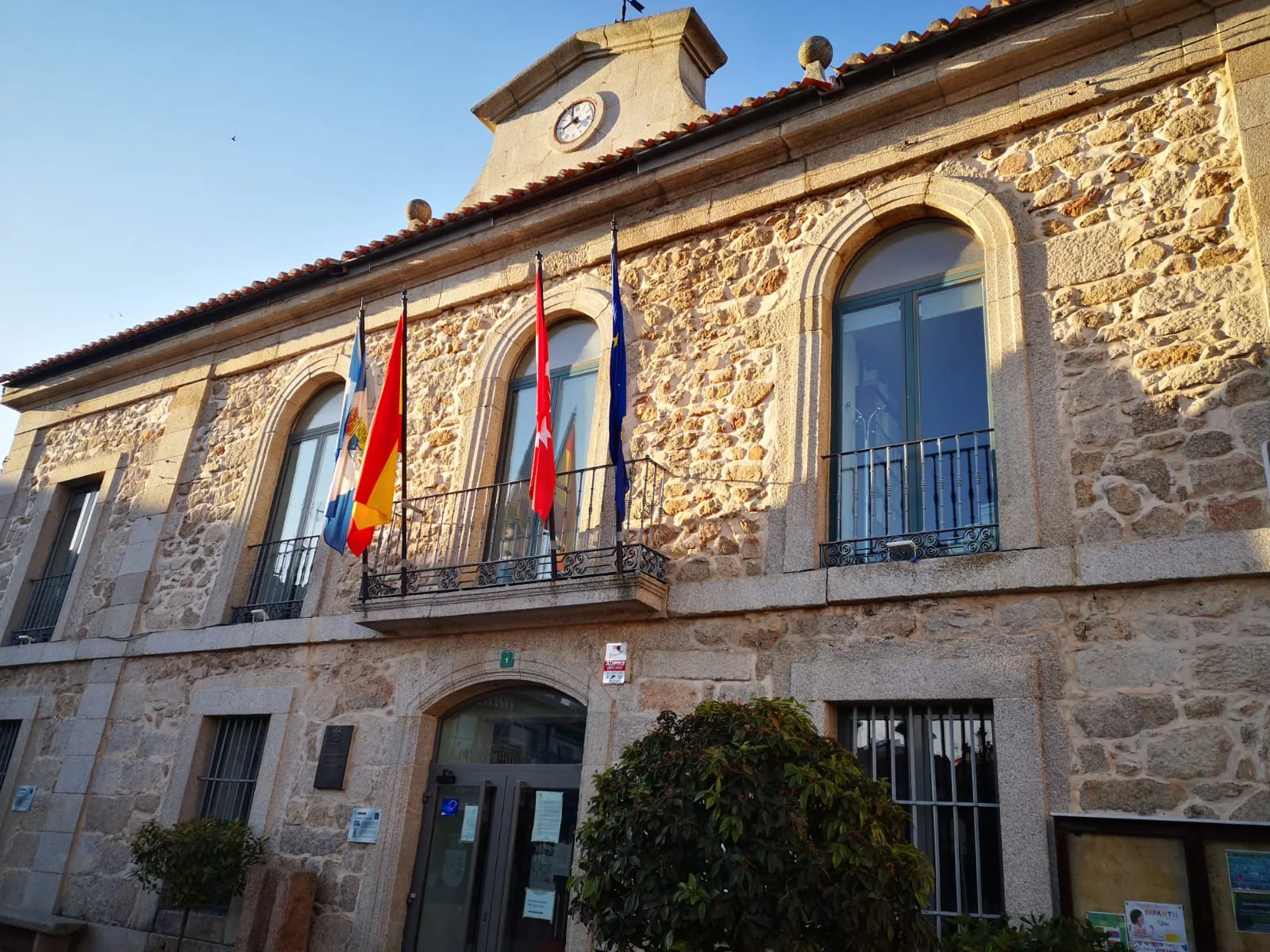 Photo showing: Ayuntamiento de Valdemorillo 2022