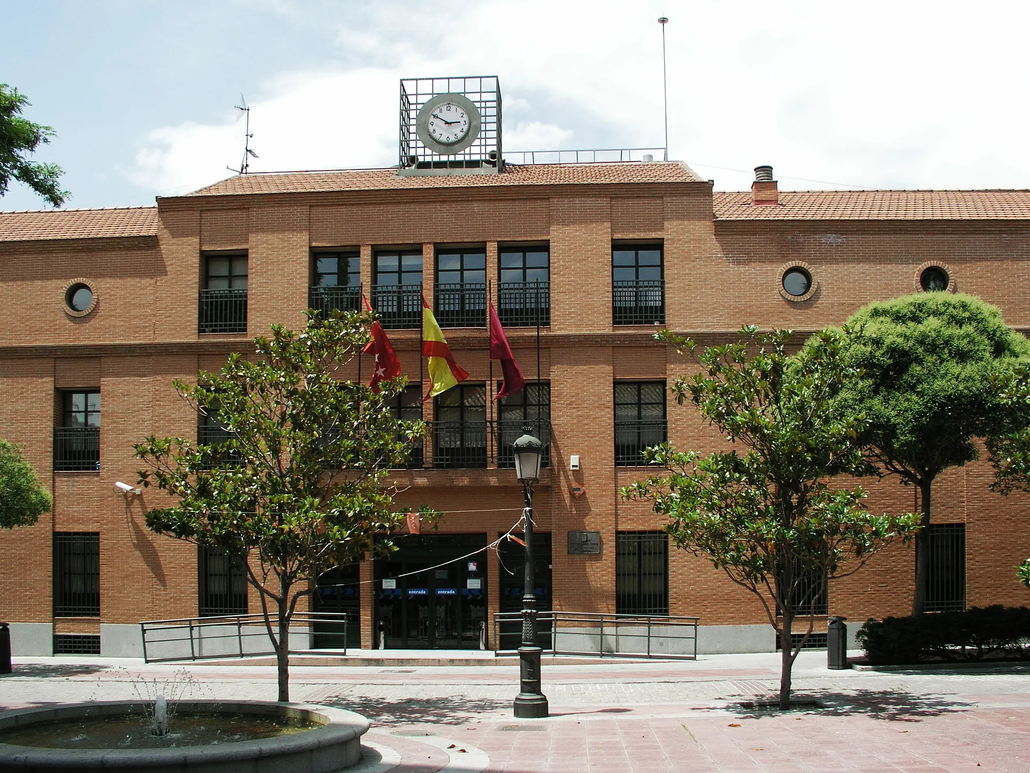 Photo showing: Barajas (pueblo), Madrid, Spain. Ayuntamiento.
