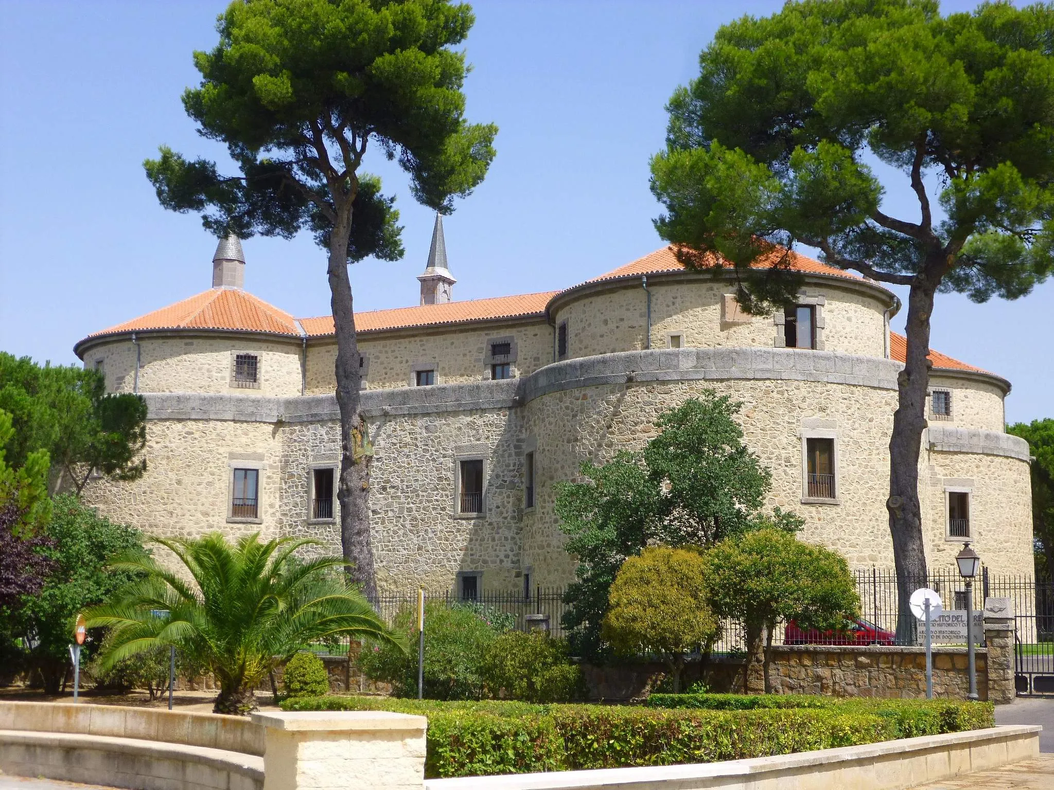 Photo showing: Villaviciosa de Odón - Castillo (sede del Archivo Histórico del Ejército del Aire, AHEA)