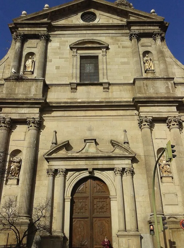 Photo showing: Fachada de la iglesia de los jesuitas de Alcalá de Henares.