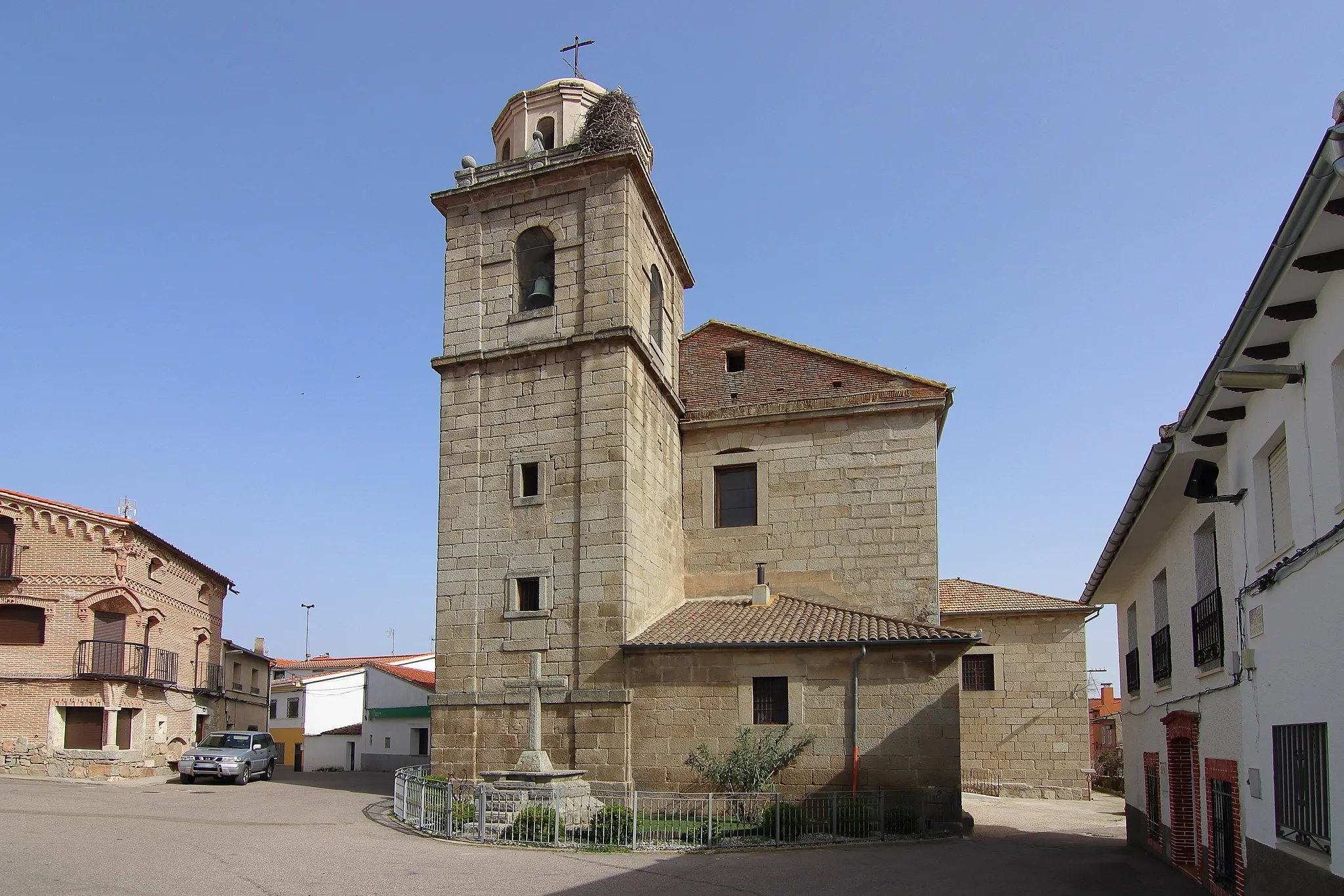 Photo showing: Iglesia de San Andrés, Pelahustán, fachada oeste y torre