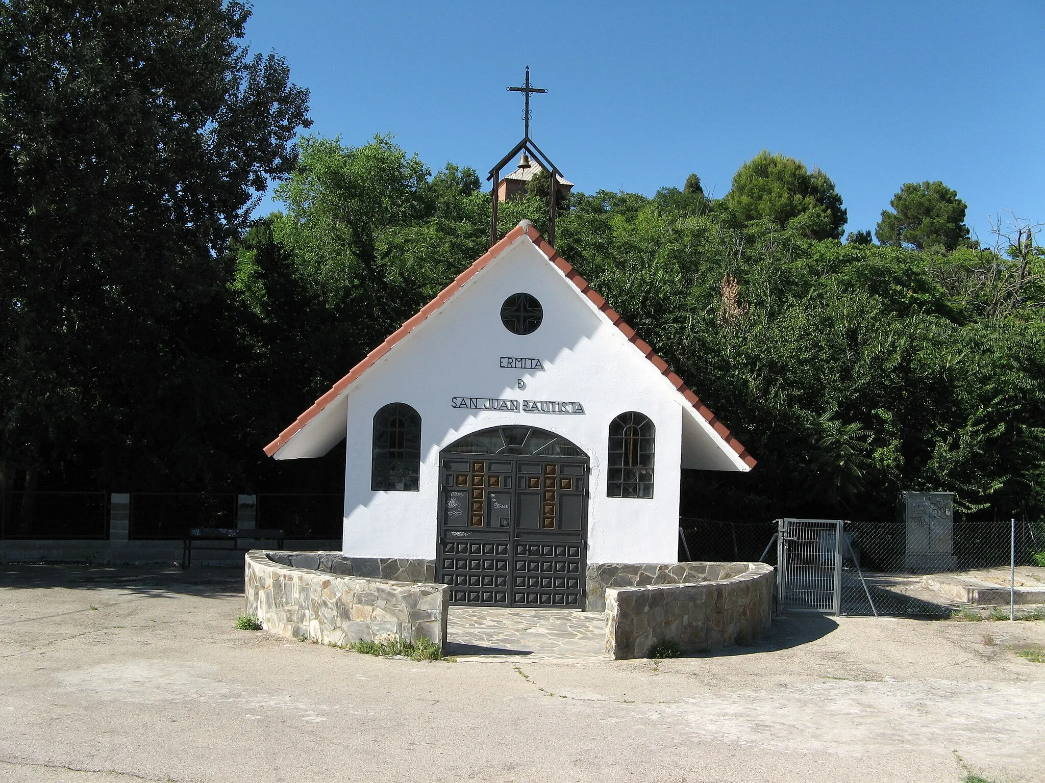 Photo showing: Ermita de San Juan Bautista, Urb. La Cardosa, Valdeavero, Comunidad de Madrid, España.