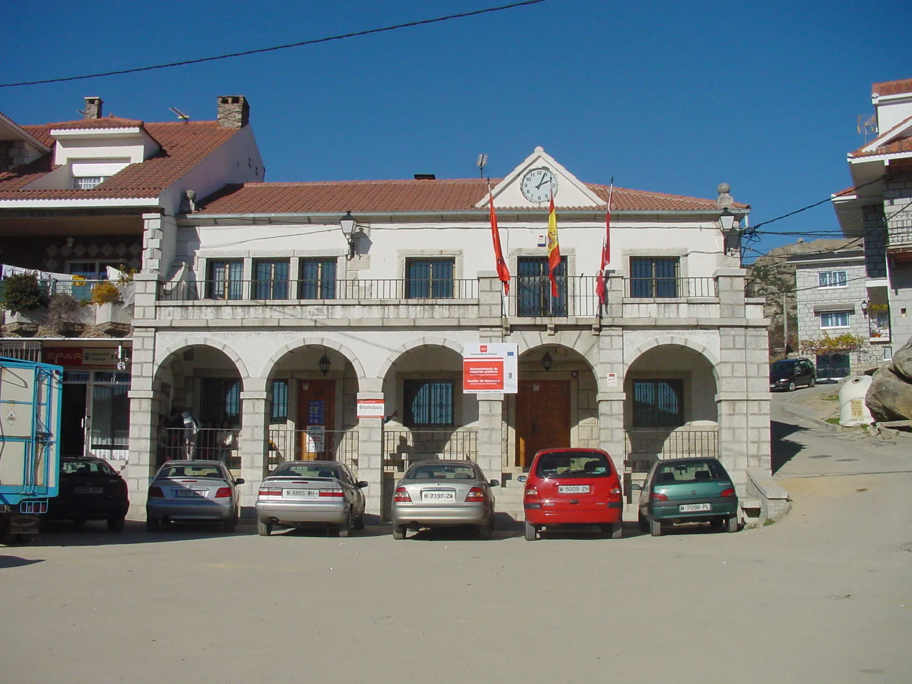 Photo showing: Ayuntamiento de Valdemanco.