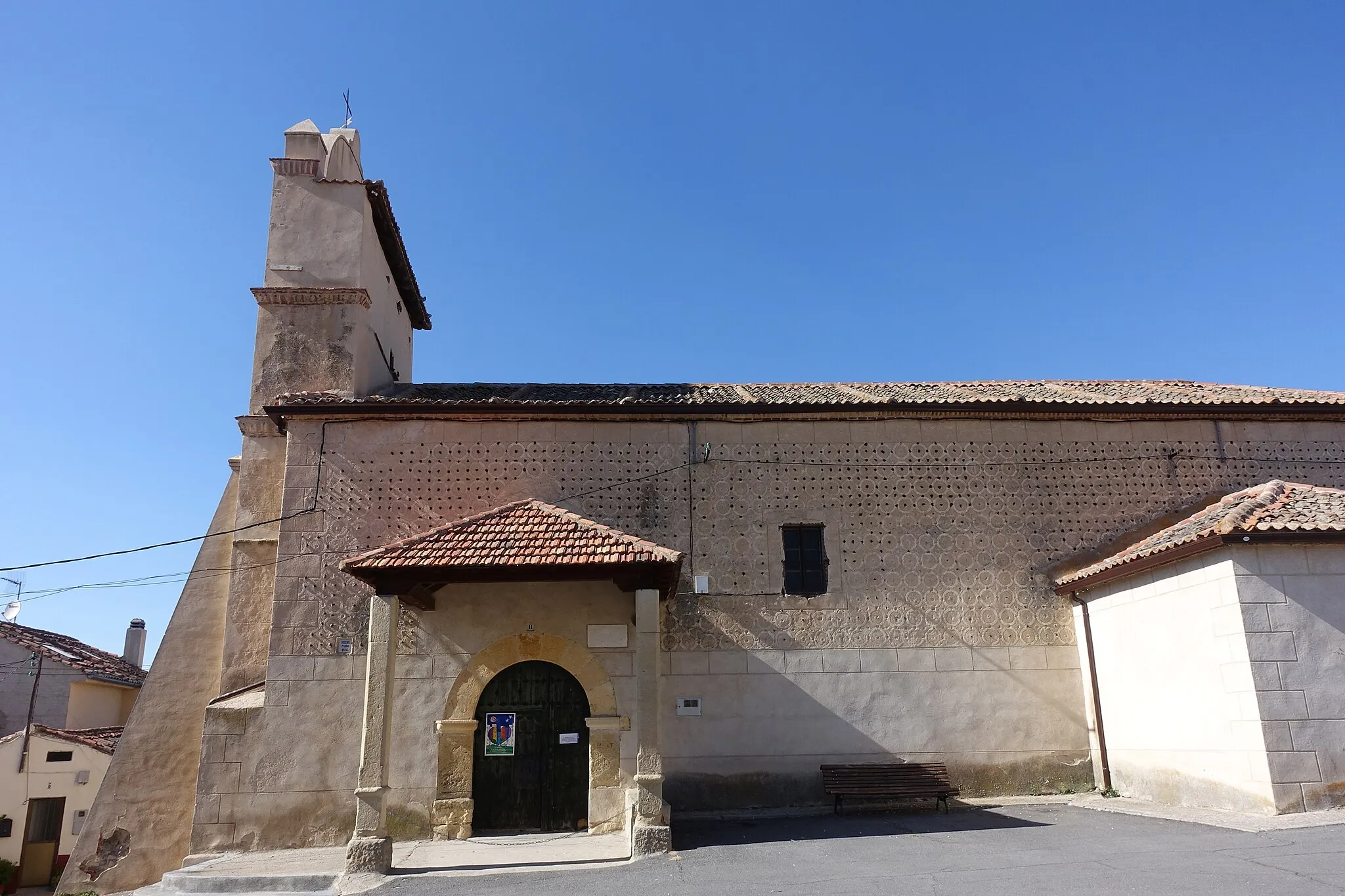 Photo showing: Iglesia de la Asunción, en Hontanares de Eresma (Segovia, España).