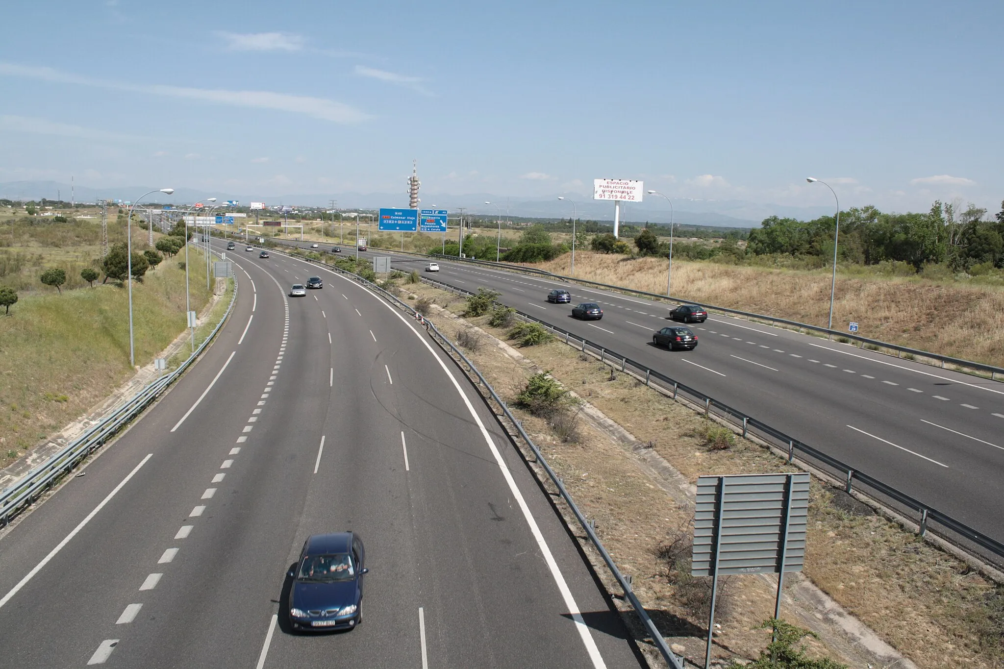 Photo showing: Autopista M40
Comunidad de Madrid

España