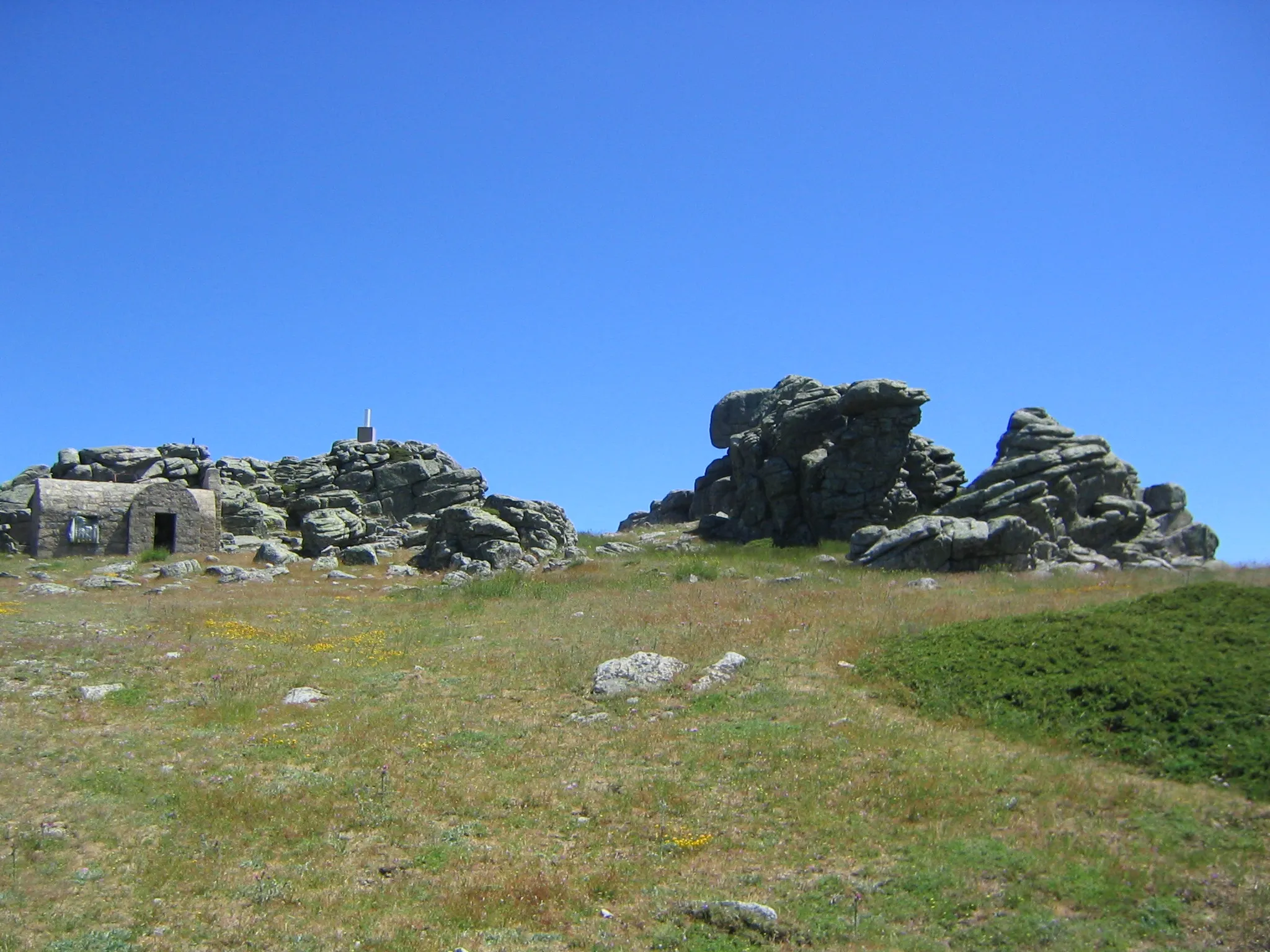 Photo showing: Cumbre de  Cueva Valiente. El Espinar, Segovia, España.