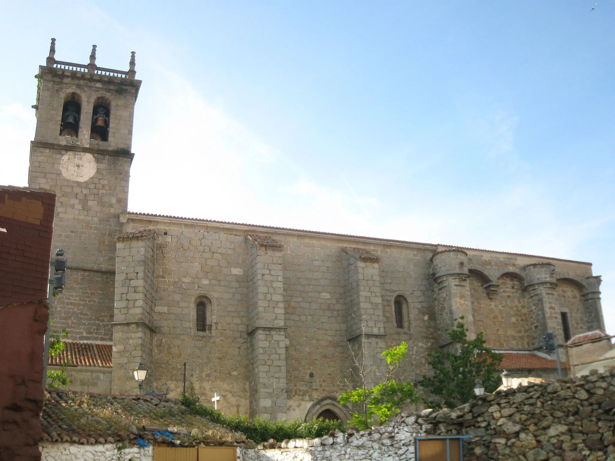 Photo showing: Church in Robledo de Chavela: Iglesia de la Asunción de Nuestra Señora.