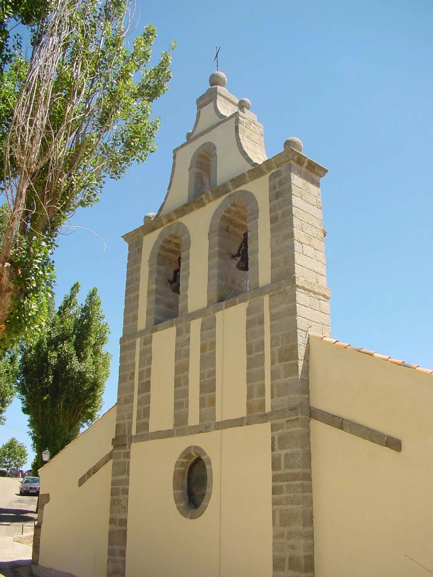 Photo showing: Iglesia parroquial en Santa María de la Alameda.