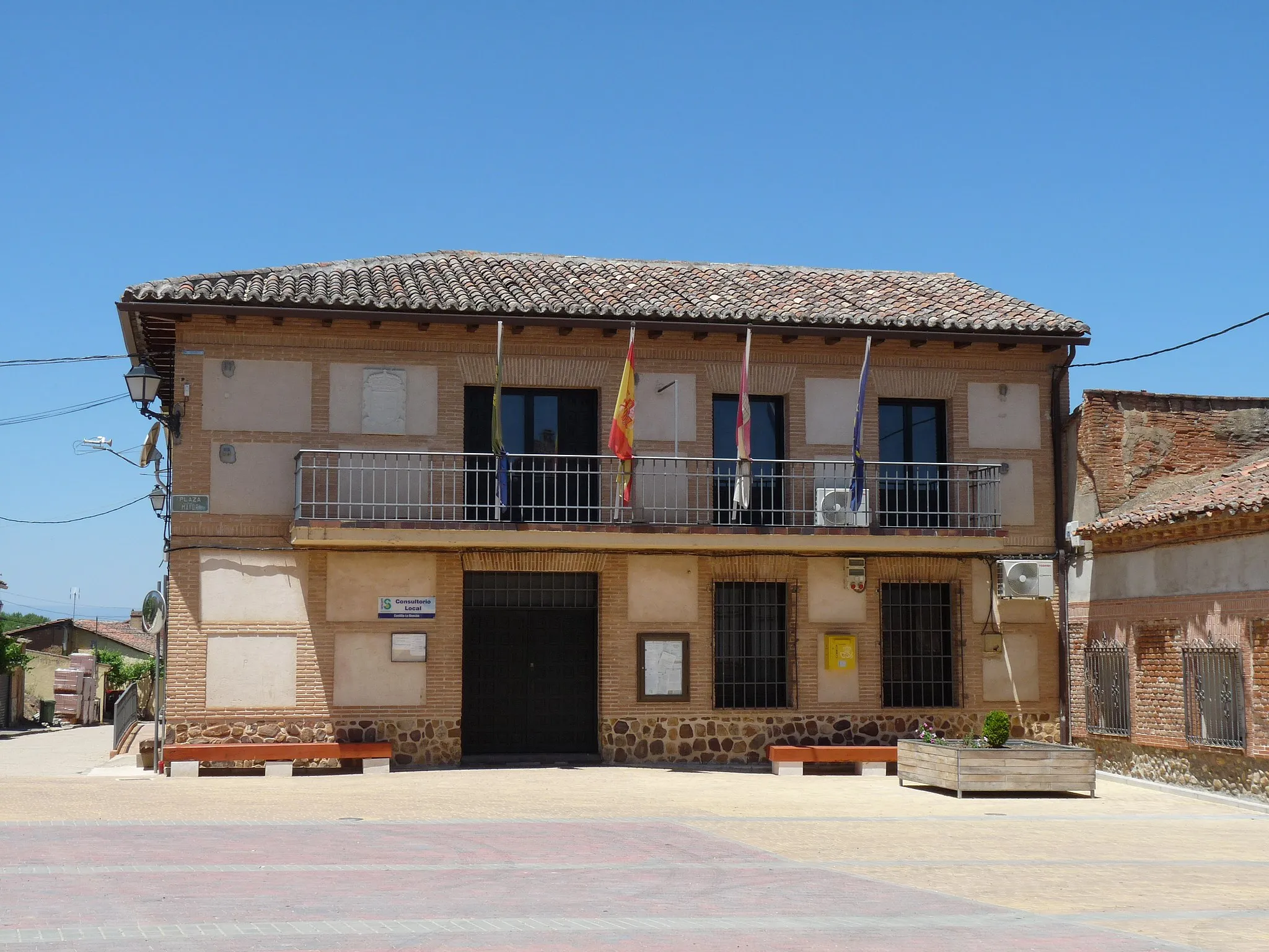 Photo showing: Town Hall of Matarrubia, Guadalajara, Castile-La Mancha, Spain.