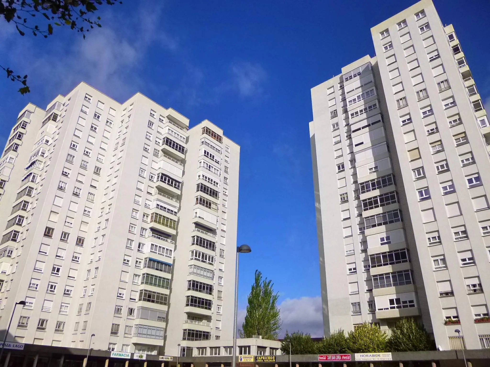 Photo showing: Paisaje urbano de Barañain (Navarra)