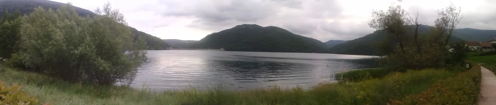 Photo showing: Embalse de Eugui, Navarra.