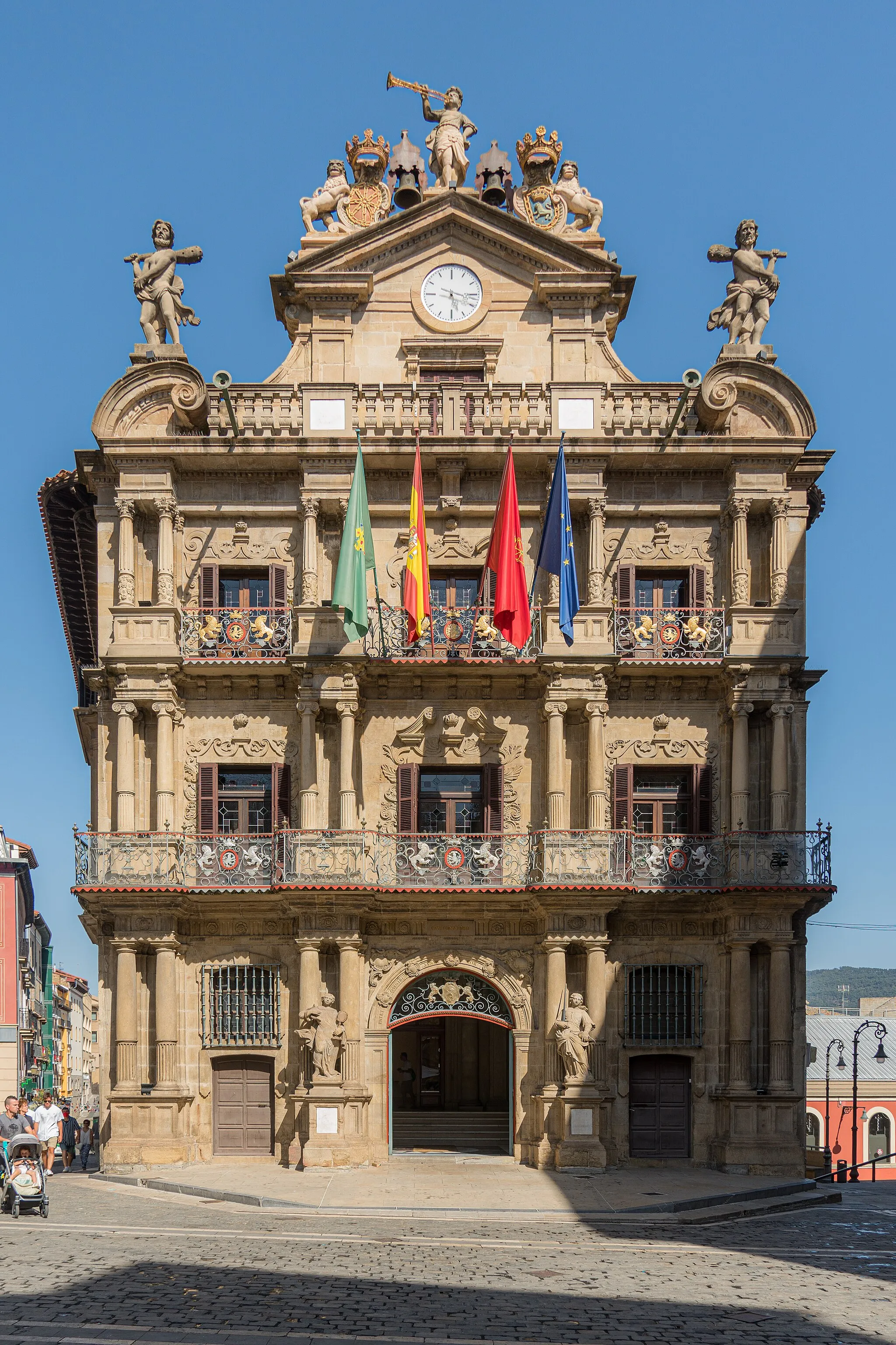 Photo showing: Pamplona 2022 - city hall