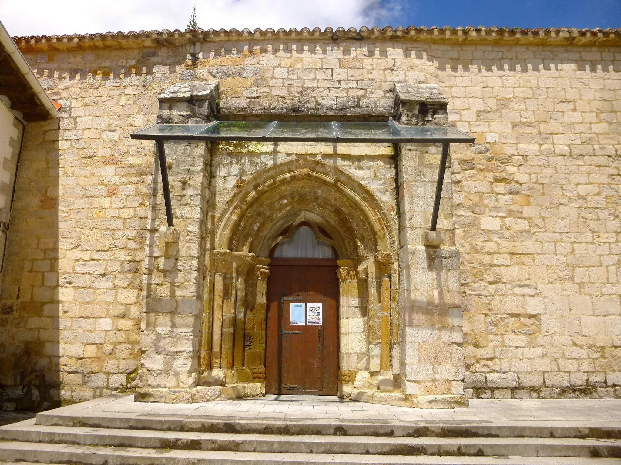 Photo showing: Antigua iglesia de San Martín, actual Casa de Cultura de Irurtzun (Navarra)