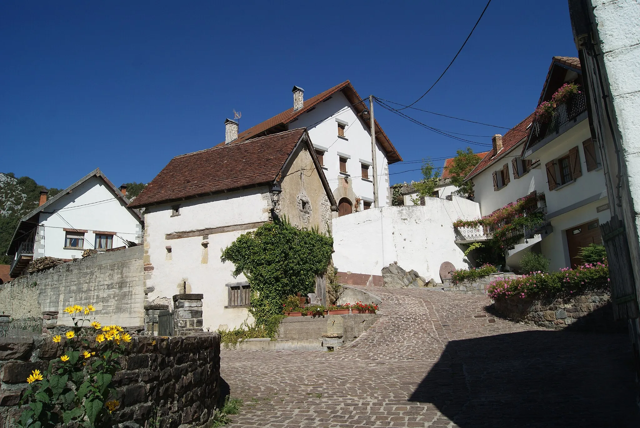 Photo showing: Hórreo Casa Domench