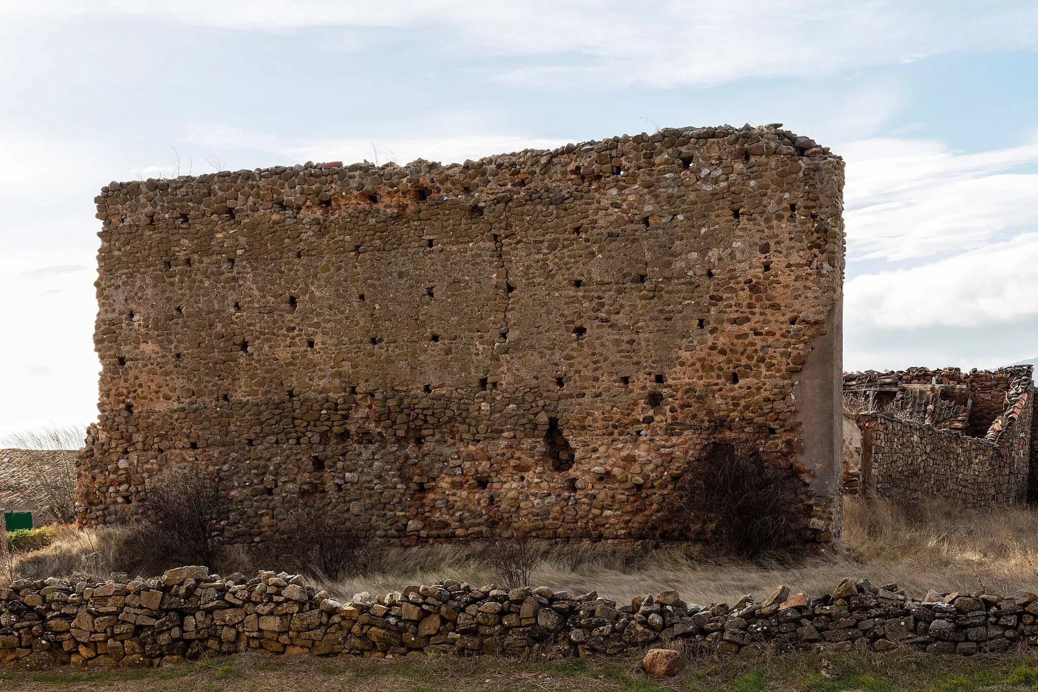 Photo showing: Castle of Villar del Campo, Soria, Spain
