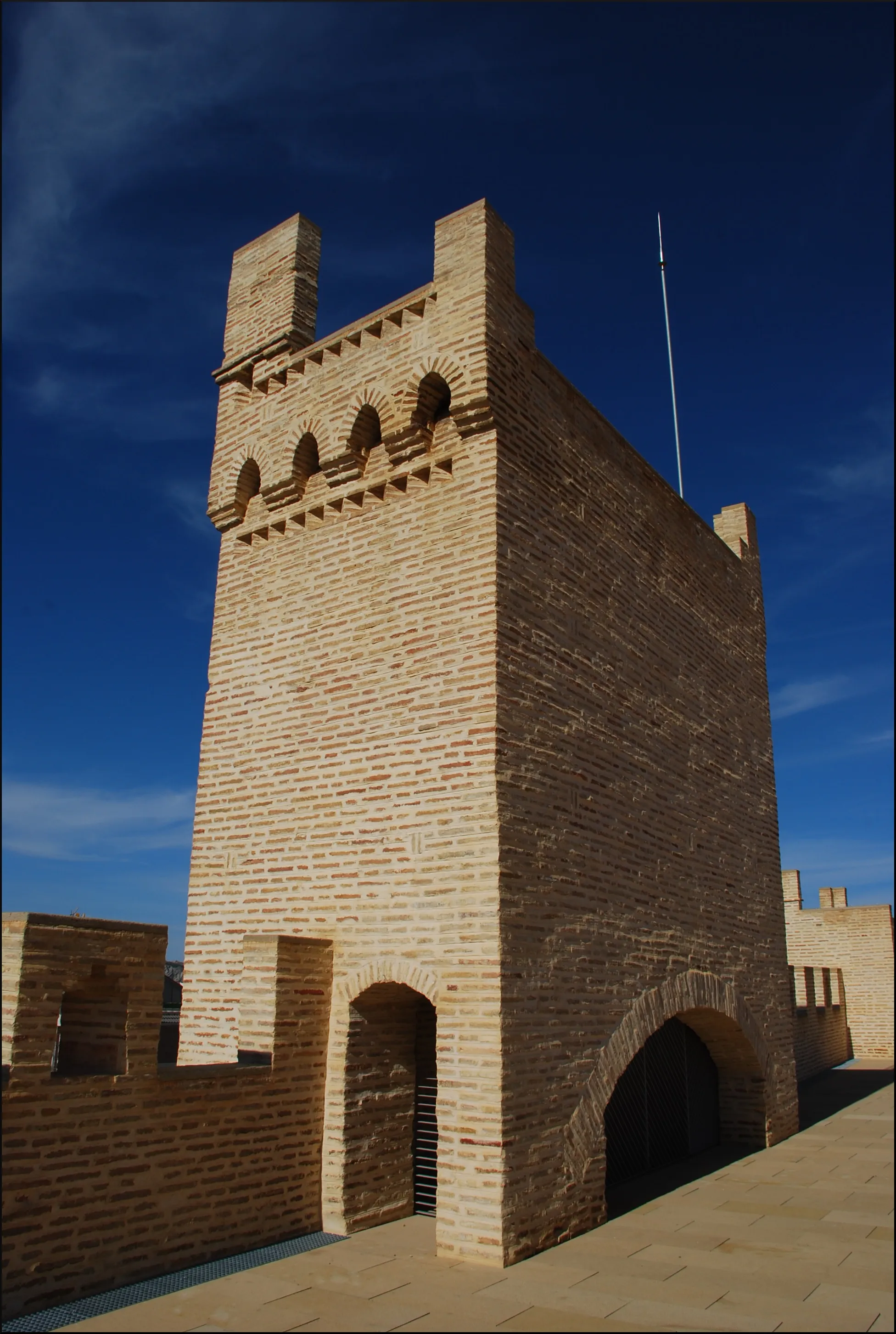 Photo showing: Castillo de Marcilla, torre del homenaje (Navarra, España).