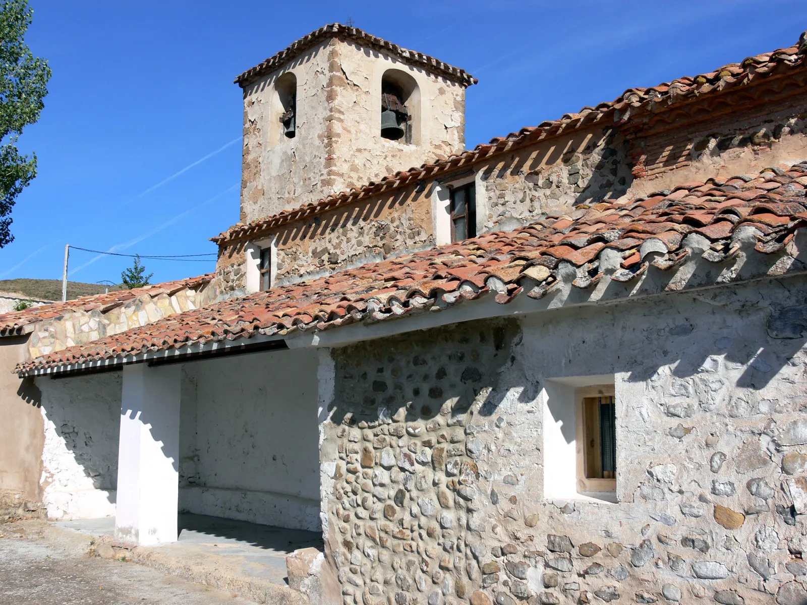 Photo showing: Iglesia de Santiago en Bergasillas Bajera, La Rioja - España.