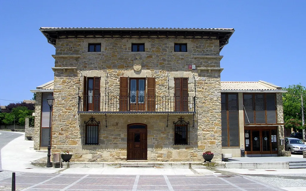 Photo showing: Ayuntamiento de la Cendea de Cizur en Gazólaz.