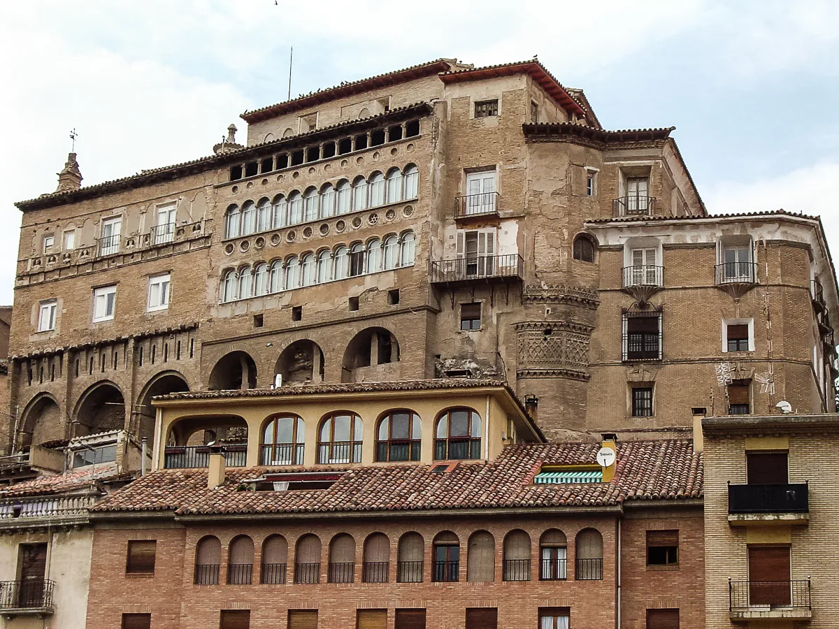 Photo showing: Tarazona 00007.jpg

This is a photo of a historical area indexed in the Spanish heritage register of Bienes de Interés Cultural under the reference RI-53-0000064.