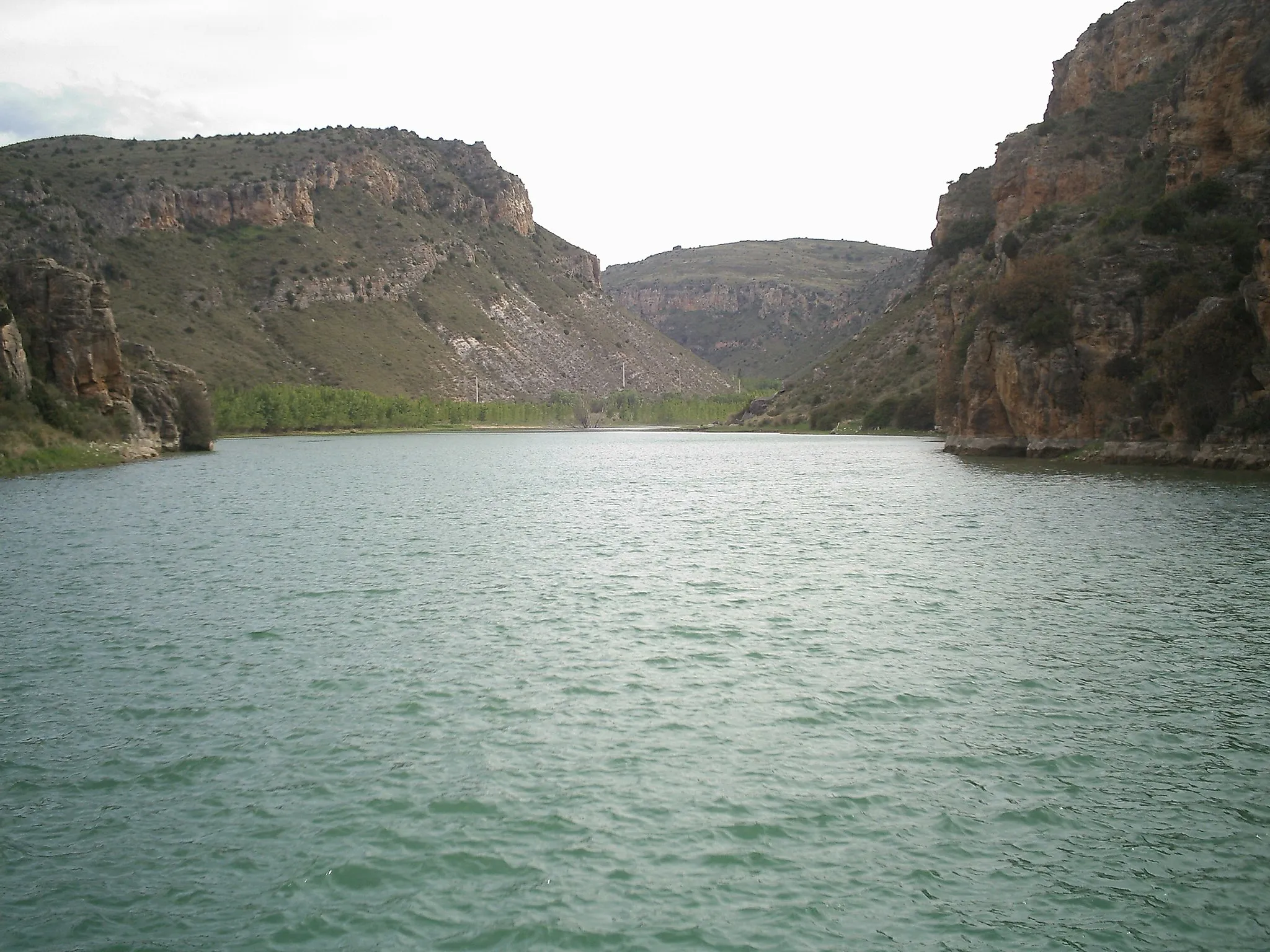 Photo showing: Pantano de Añamaza en Valdegutur, La Rioja (España)