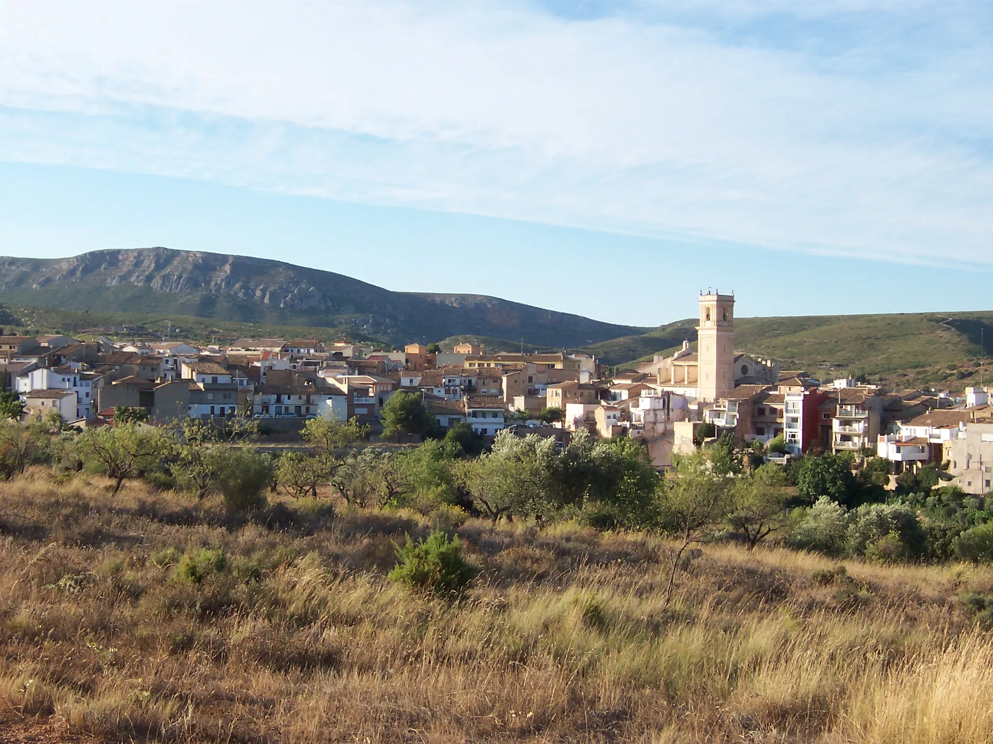 Photo showing: Fotografía del municipio valenciano de Siete Aguas realizada por José Francisco Català Senent en Agosto del año 2004