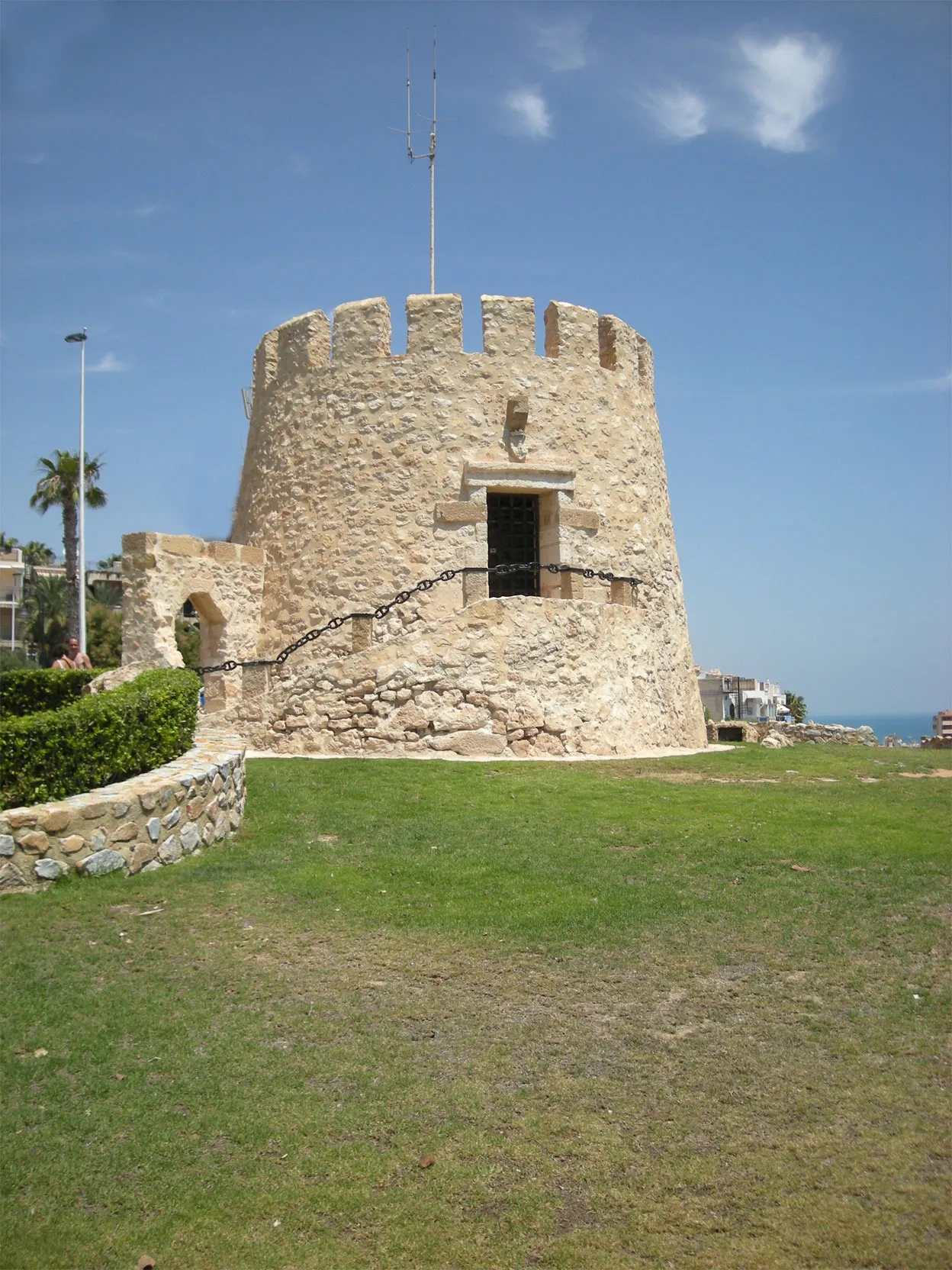Photo showing: Cap Cerver tower in Torrevieja.
