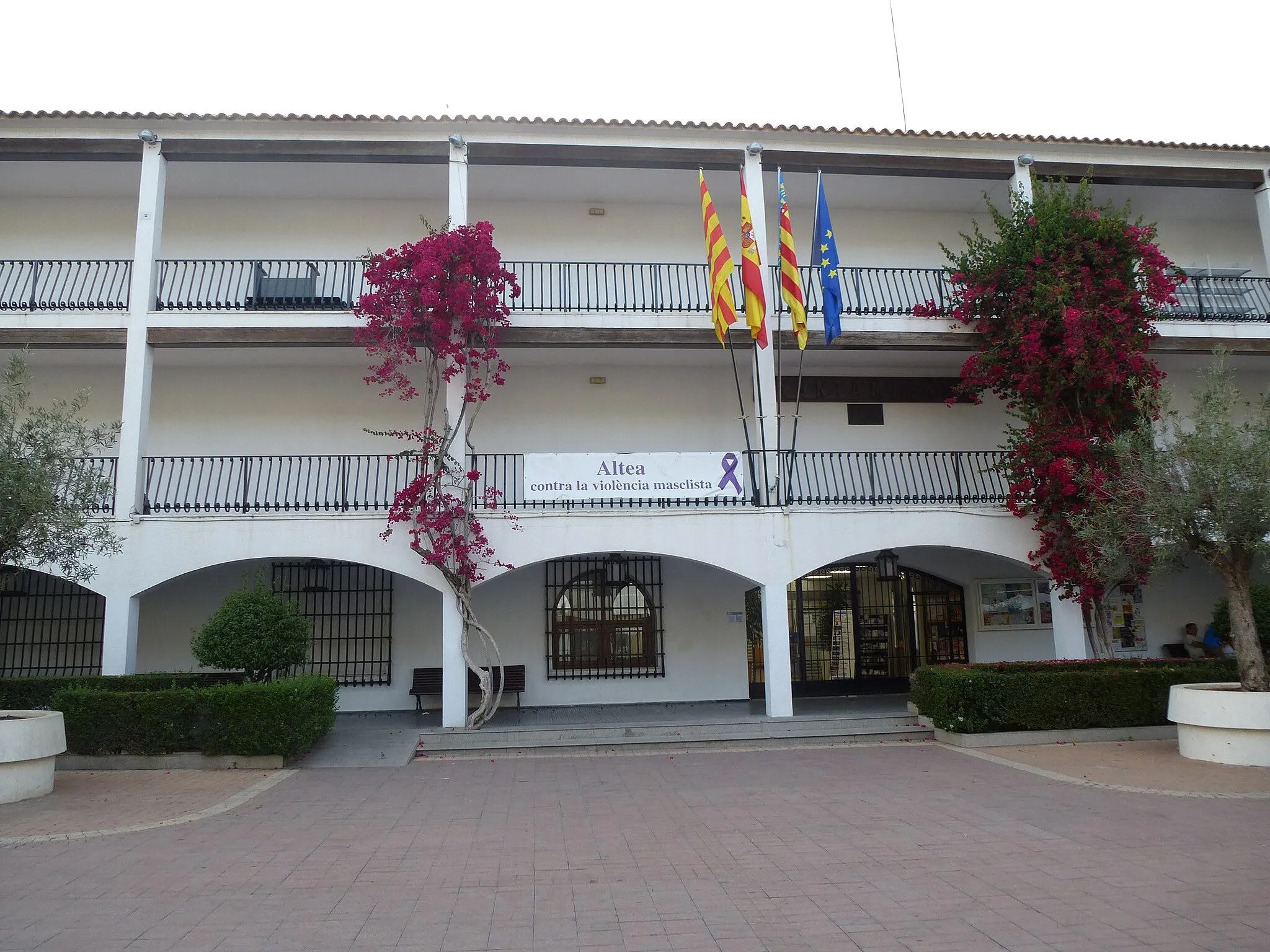 Photo showing: la mairie d'altea