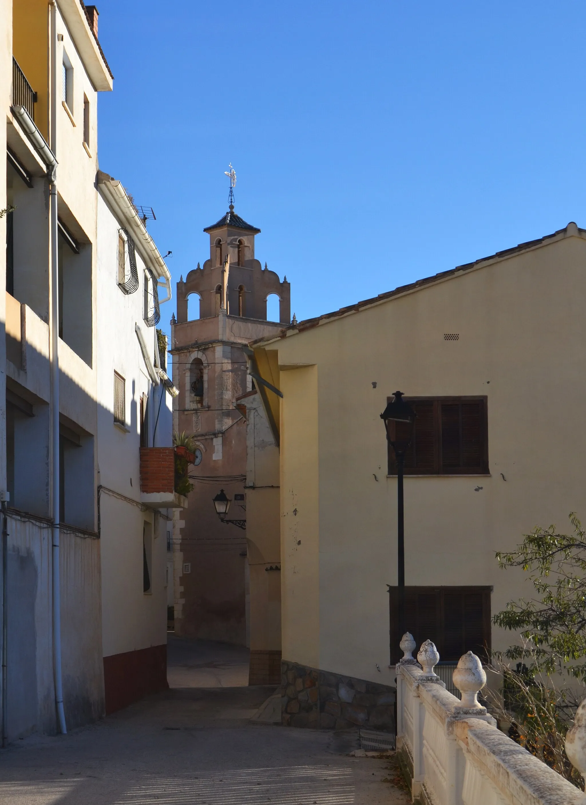 Photo showing: Camí de la Font i campanar, Benimassot.