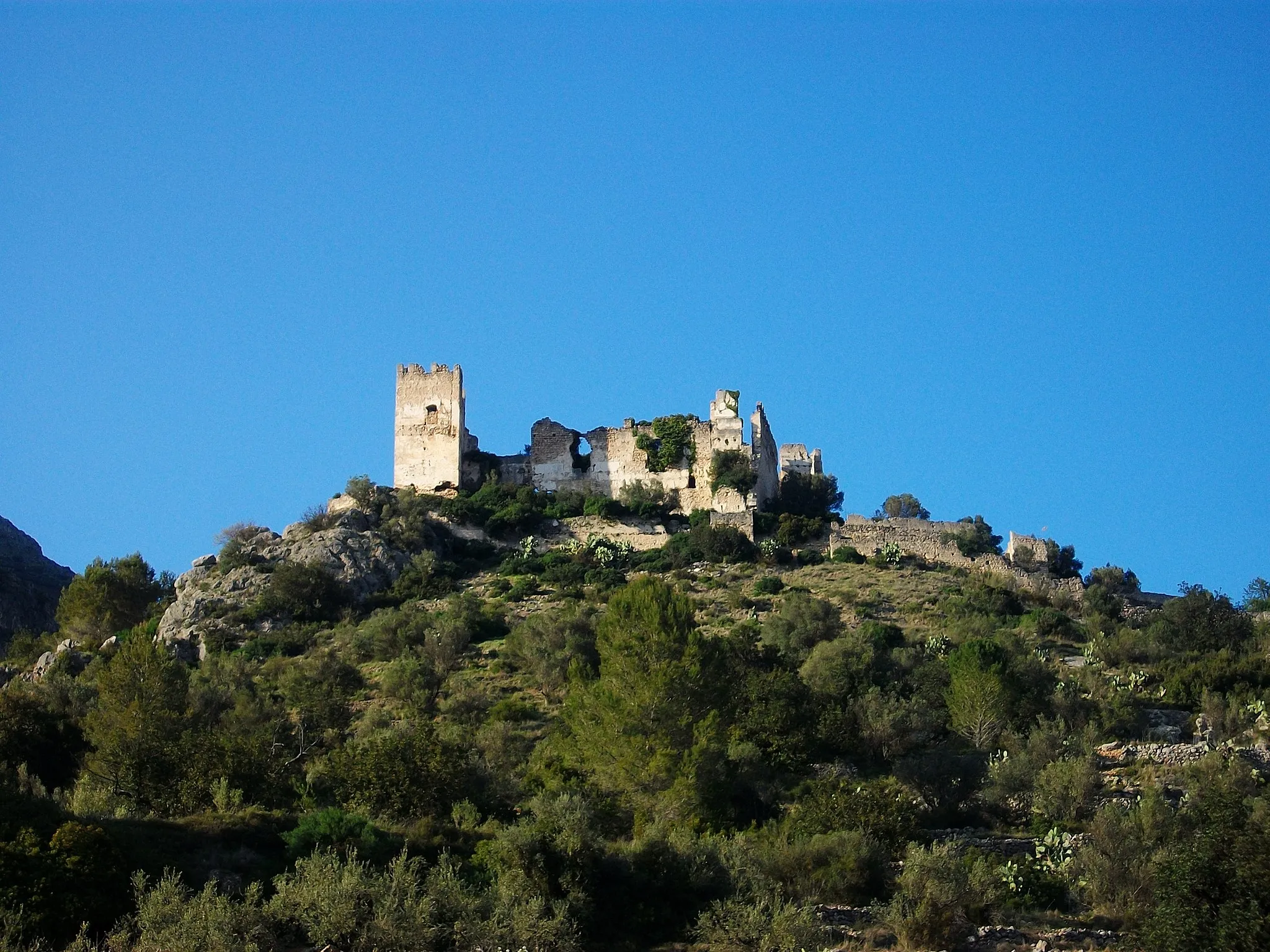 Photo showing: Castle of Perputxent.