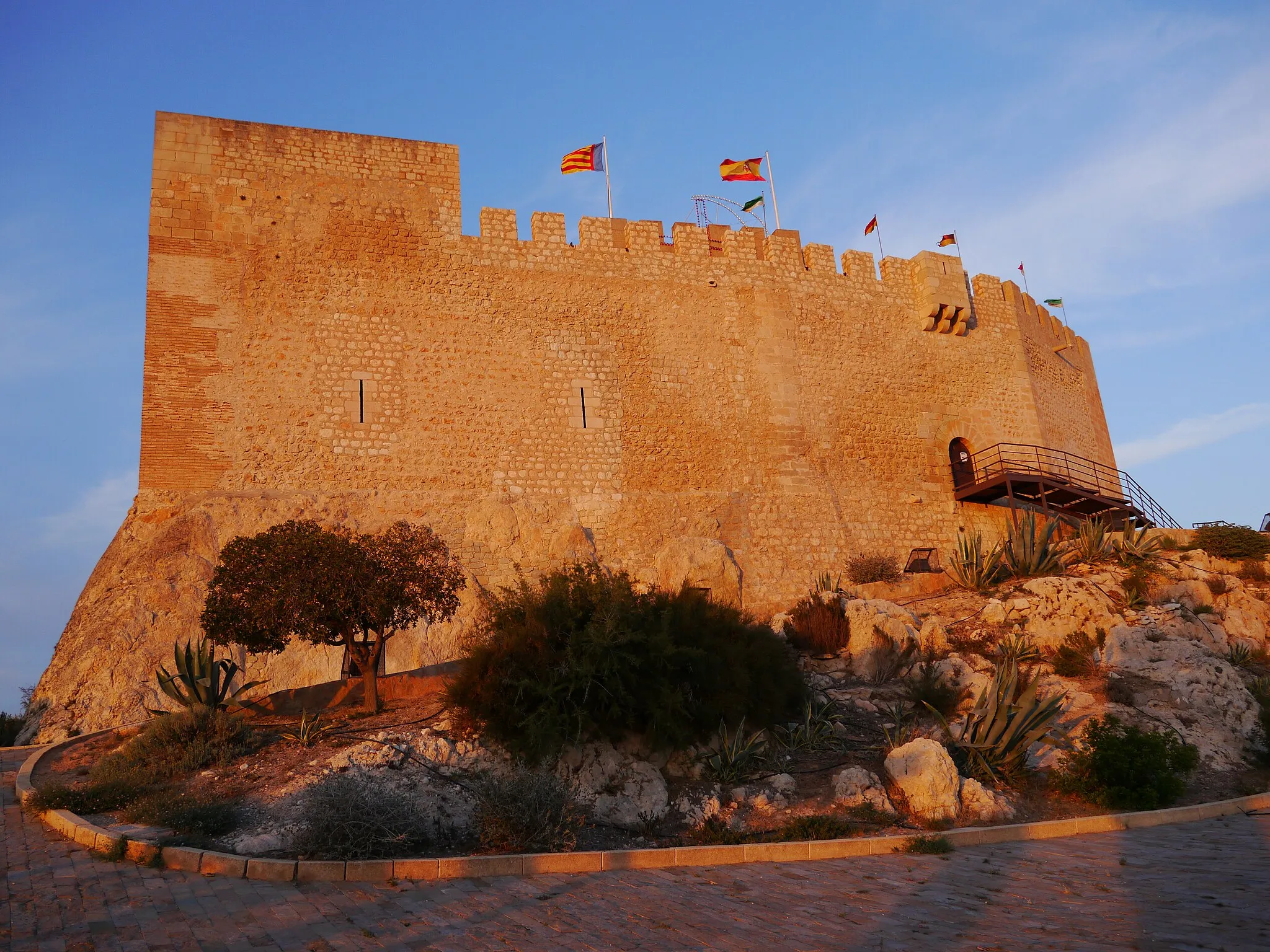 Photo showing: Castillo de Petrel