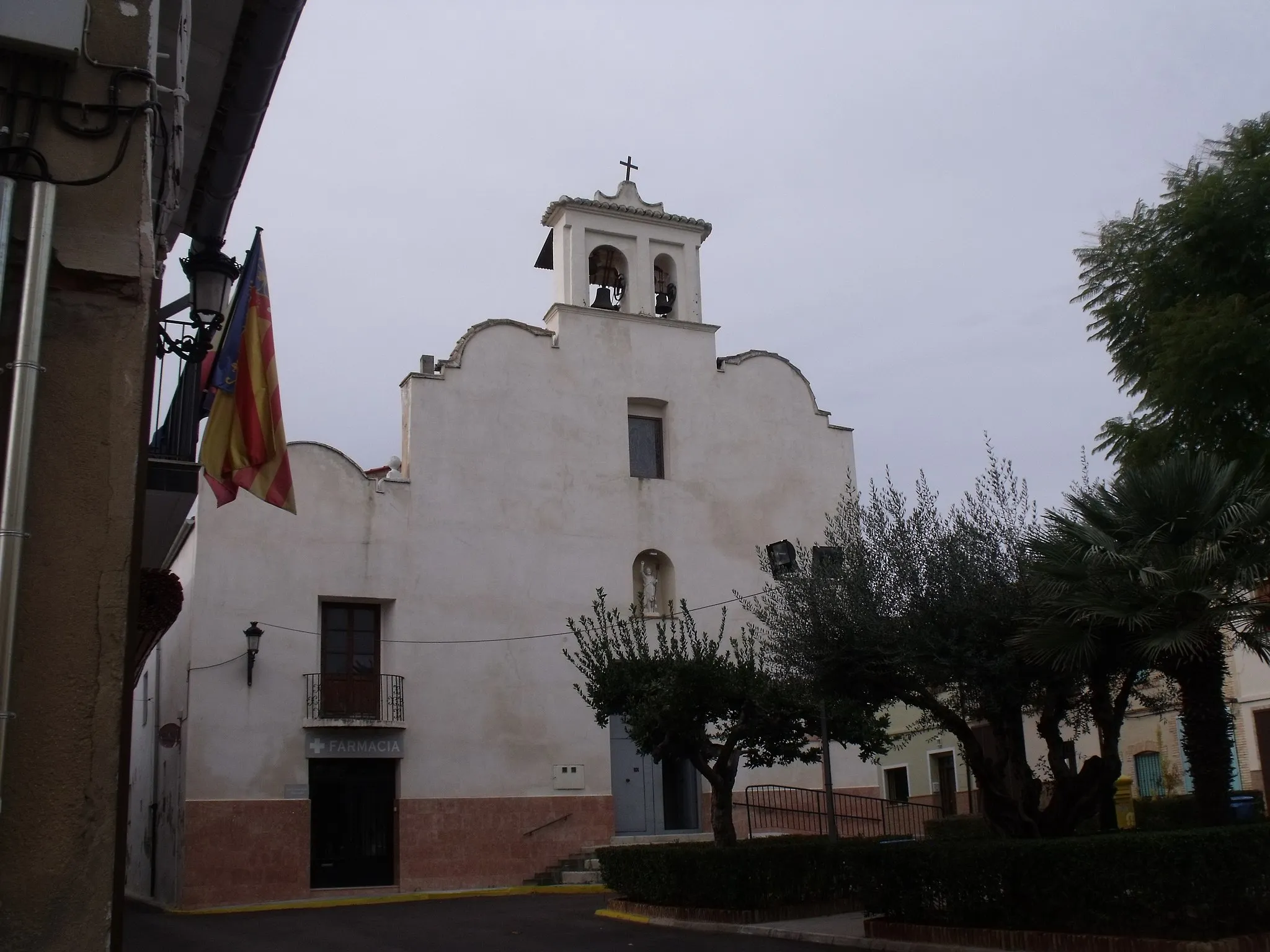 Photo showing: Exterior de la Iglesia Parroquial de San Juan Bautista en Vallés.