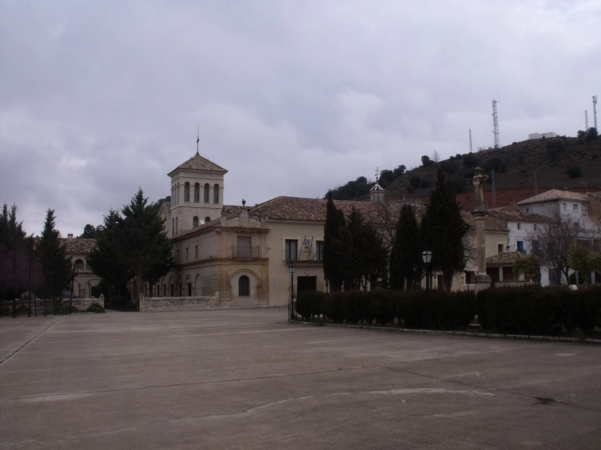 Photo showing: Exterior del Monasterio usado como hospital militar.