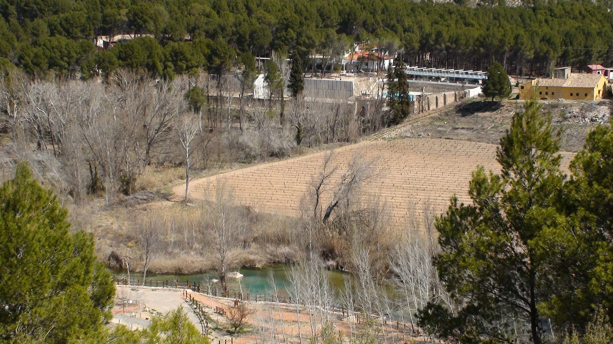 Photo showing: El balneario desde el montículo de Villatoya