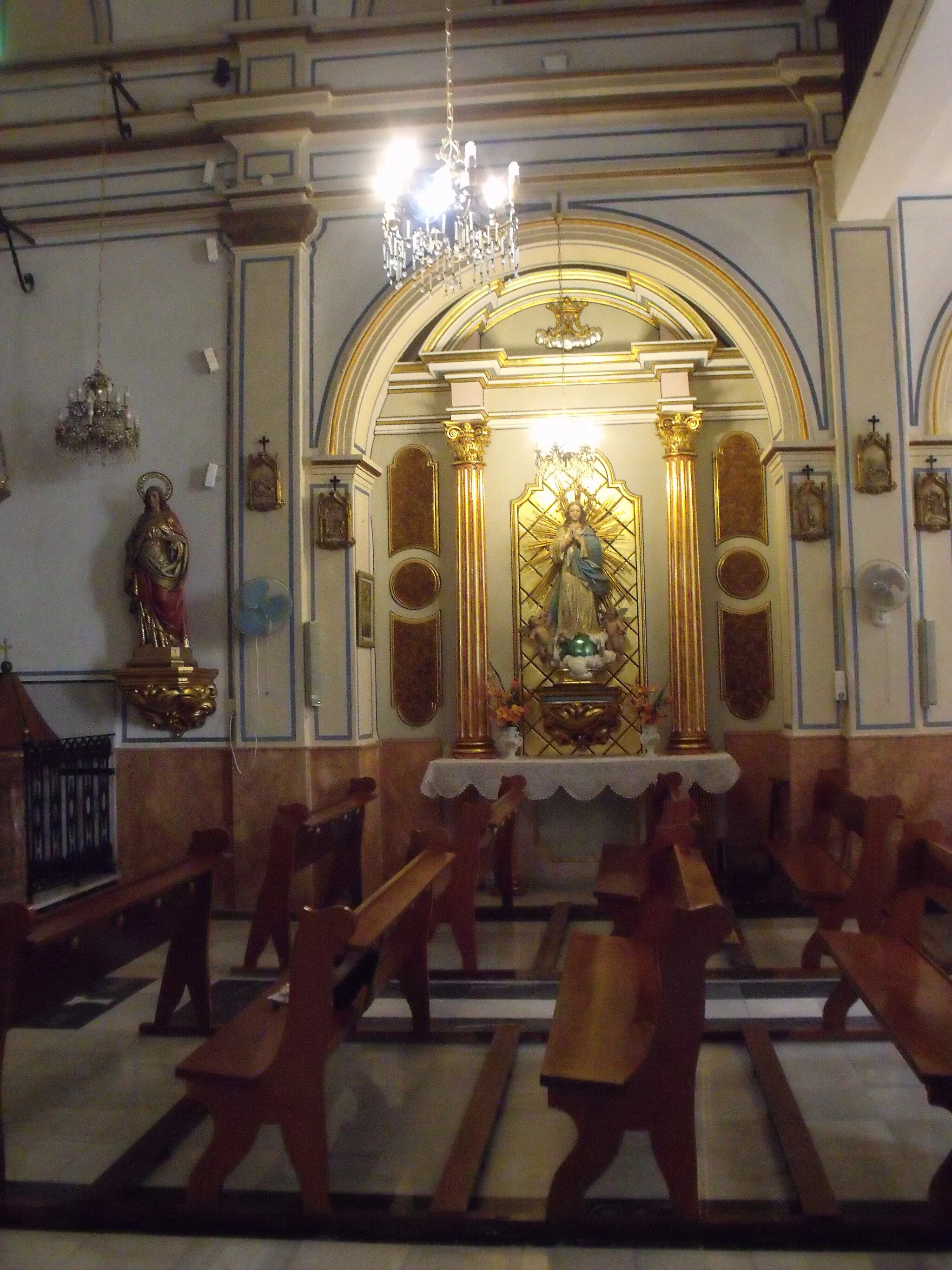 Photo showing: Imágen del interior Iglesia San Antonio Abad de Cerdà.