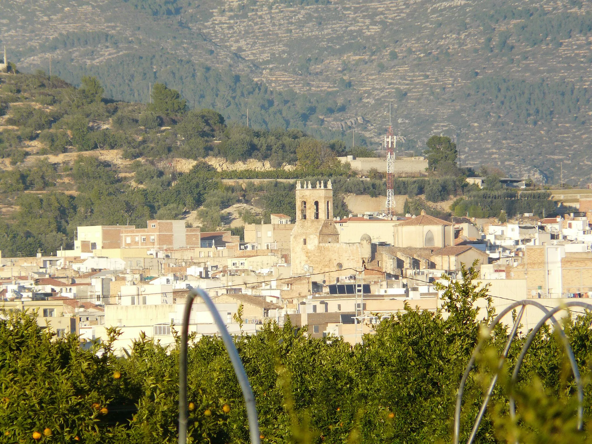 Photo showing: Església parroquial de Sant Miquel. Pl. Sant Miquel (Alcanar).