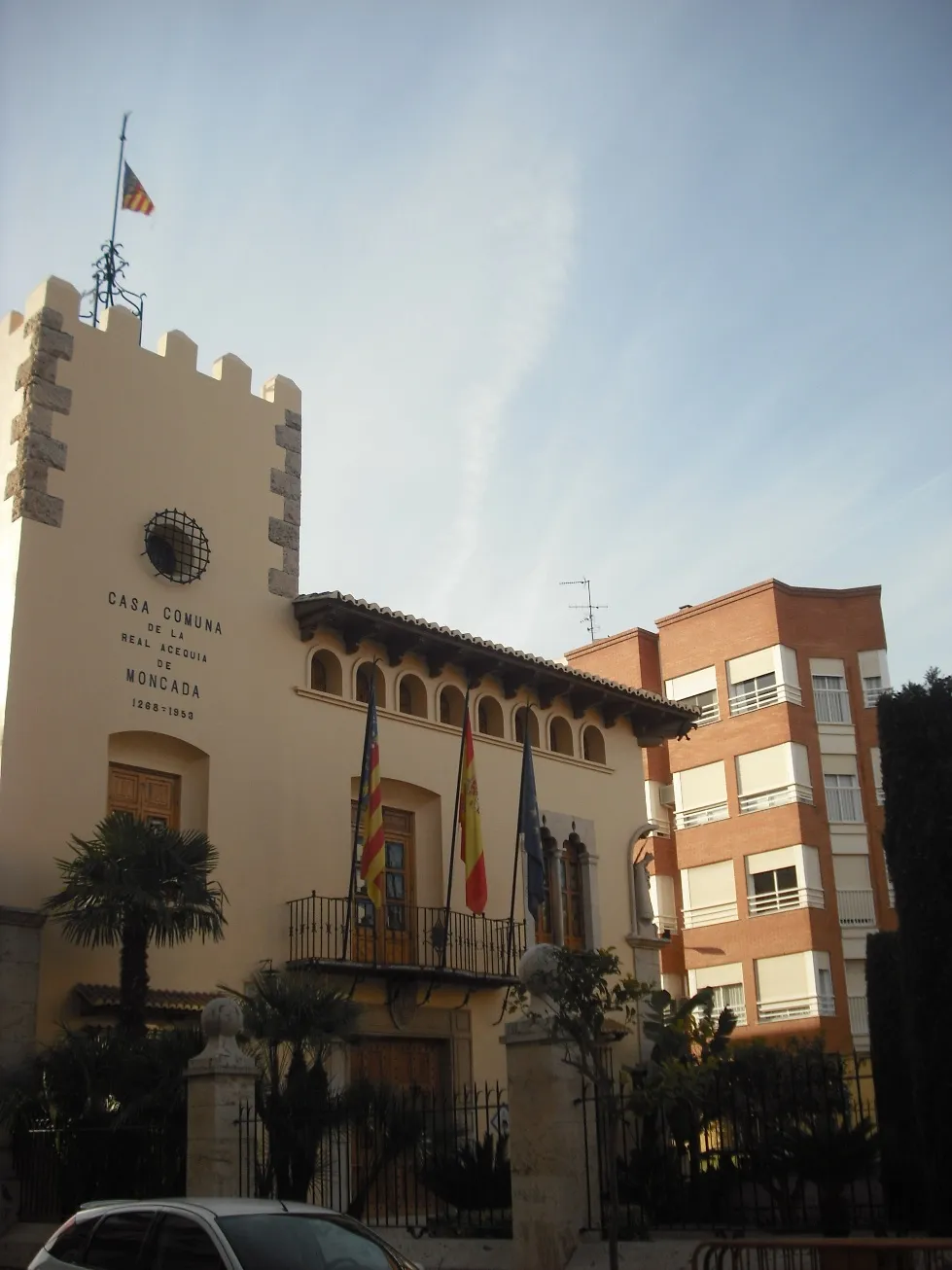 Photo showing: Casa comuna de la Real Acequia de Moncada.
.