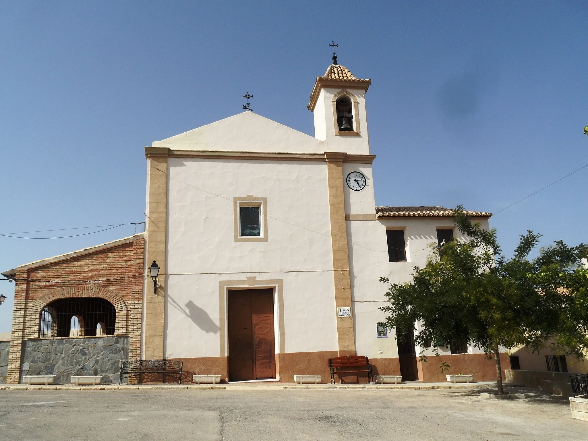 Photo showing: Portada de l'església del Raspai.