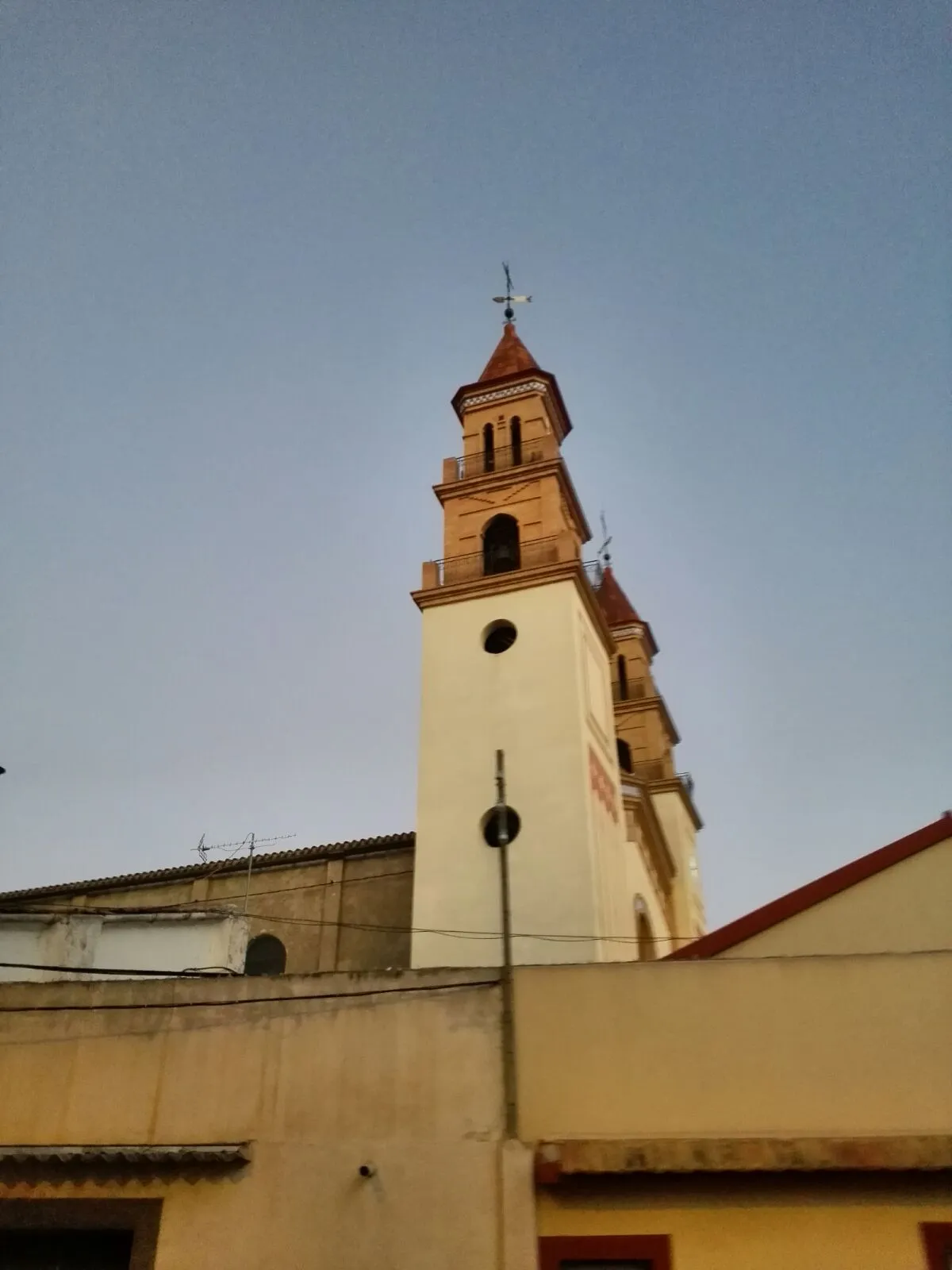 Photo showing: Iglesia de Zarandona