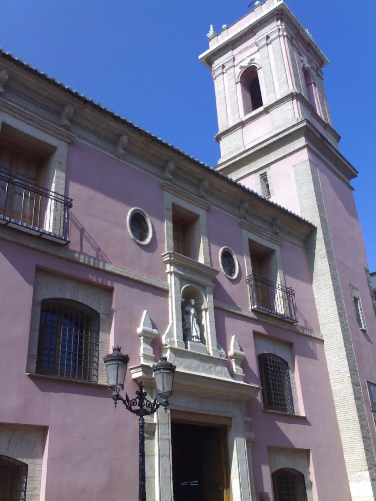 Photo showing: Antic convent de Sant Vicent i actual museu de la festa.