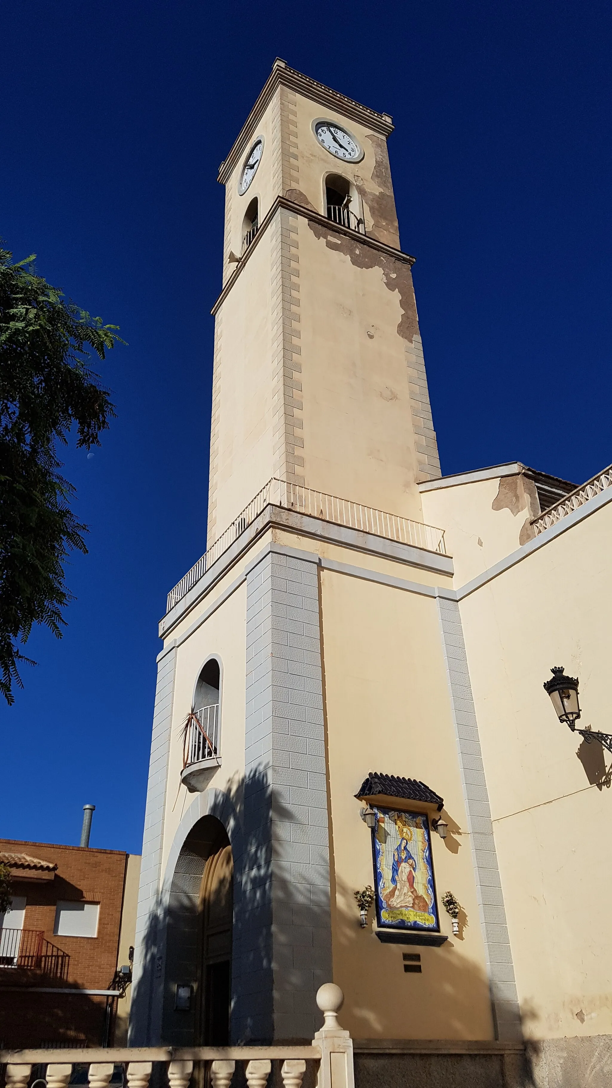 Photo showing: Bell tower of the Church of Nuestra Señora de los Dolores, in Cartagena (Spain).