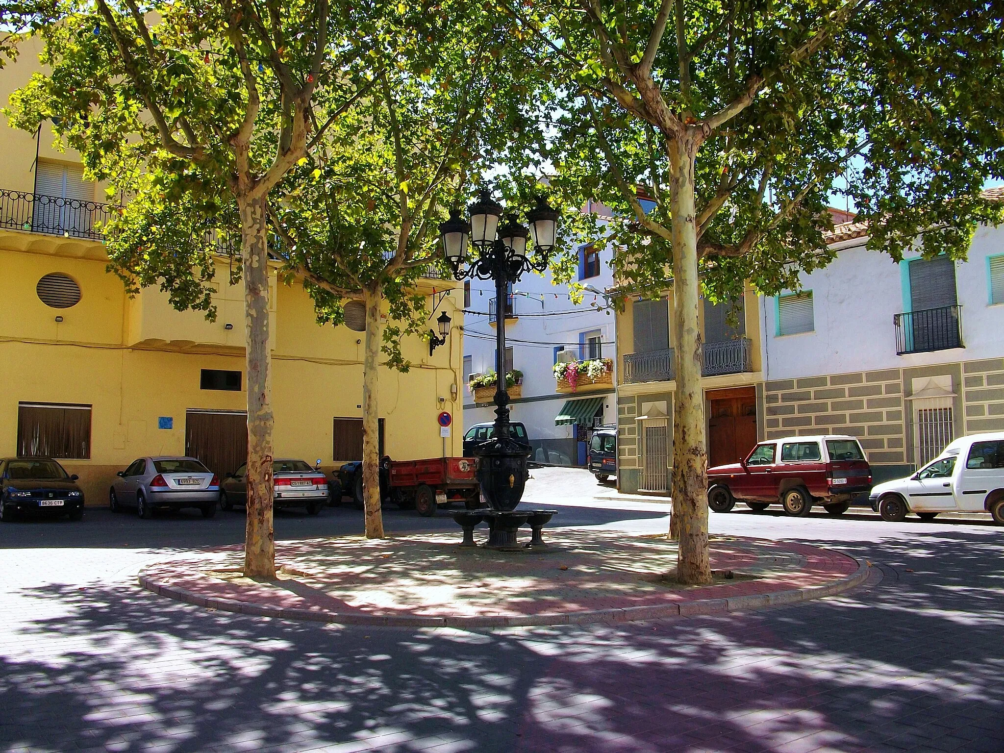 Photo showing: Plaça del Mesó de Soneixa, Alt Palància.