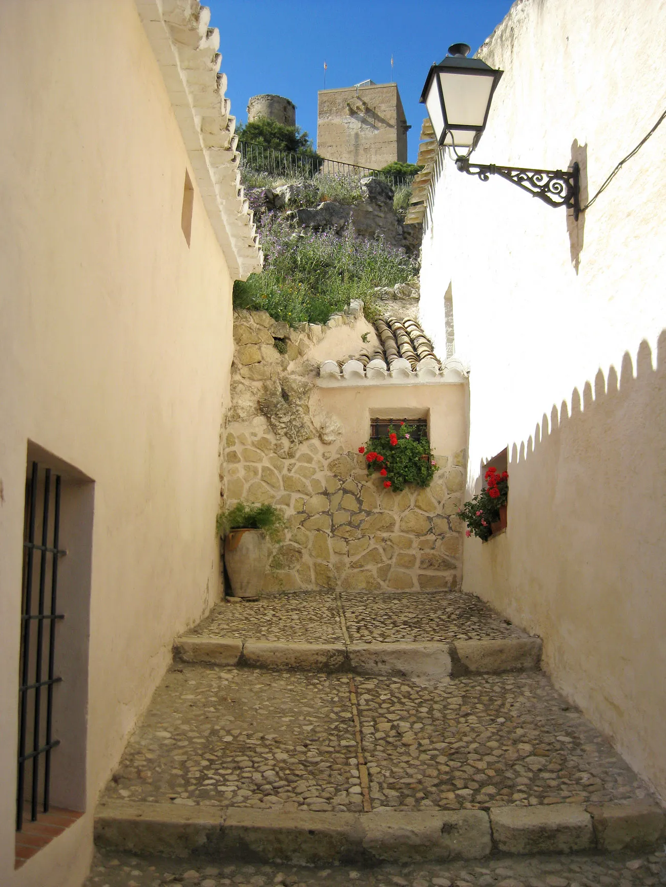 Photo showing: Cul-de-sac in Biar, Valencian Country, Spain.
Atzucac de la vila de Biar, Alt Vinalopó, País Valencià