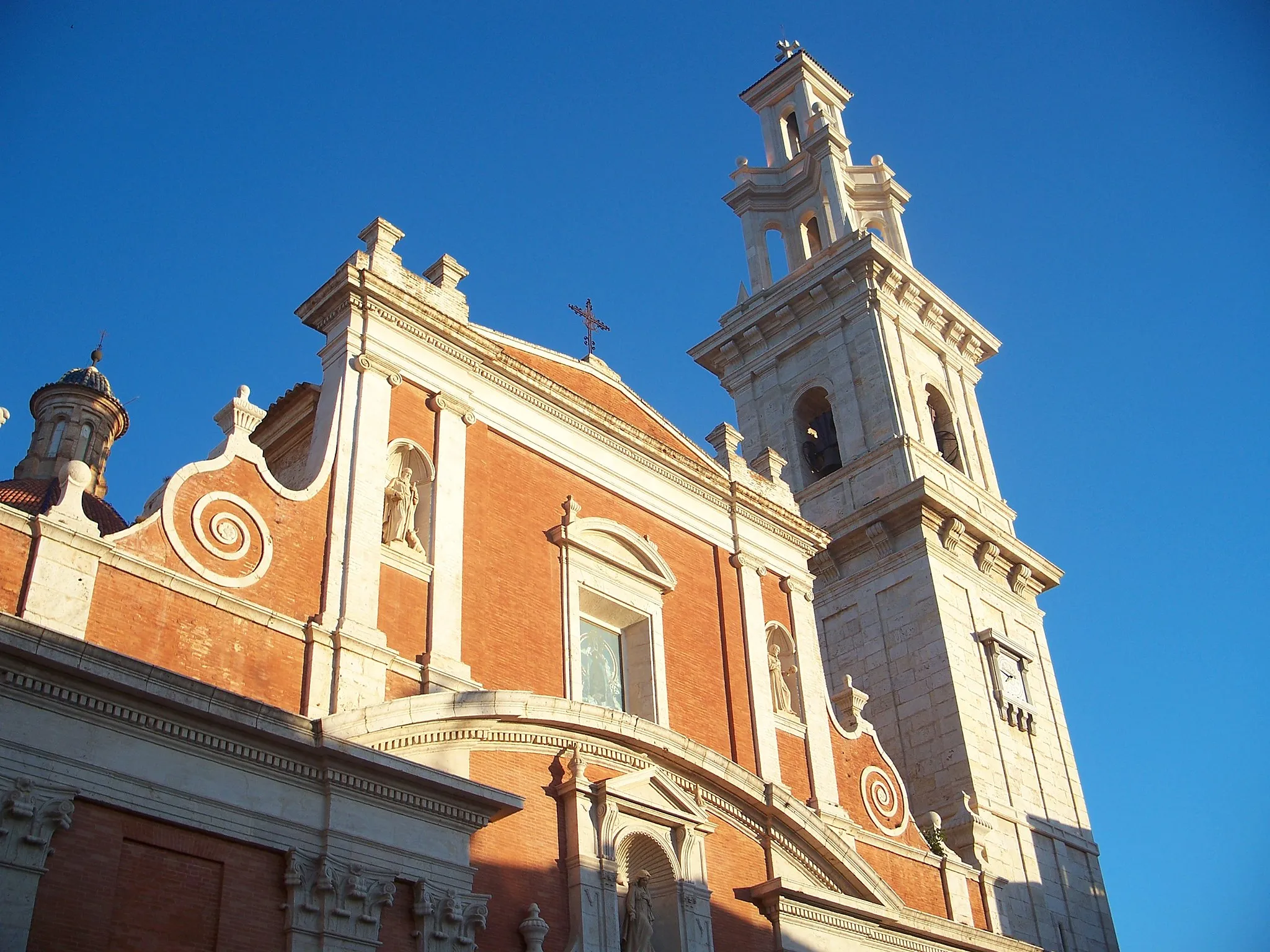 Photo showing: Iglesia_de_Turís,_La_Ribera_Alta